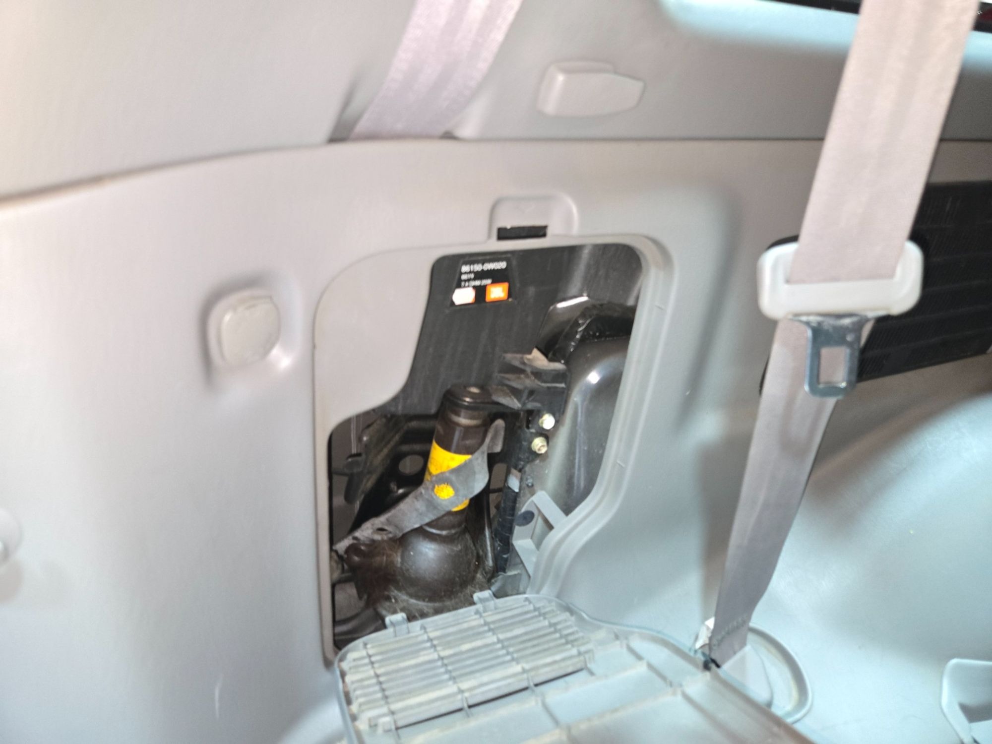 2004 Toyota Land Cruiser