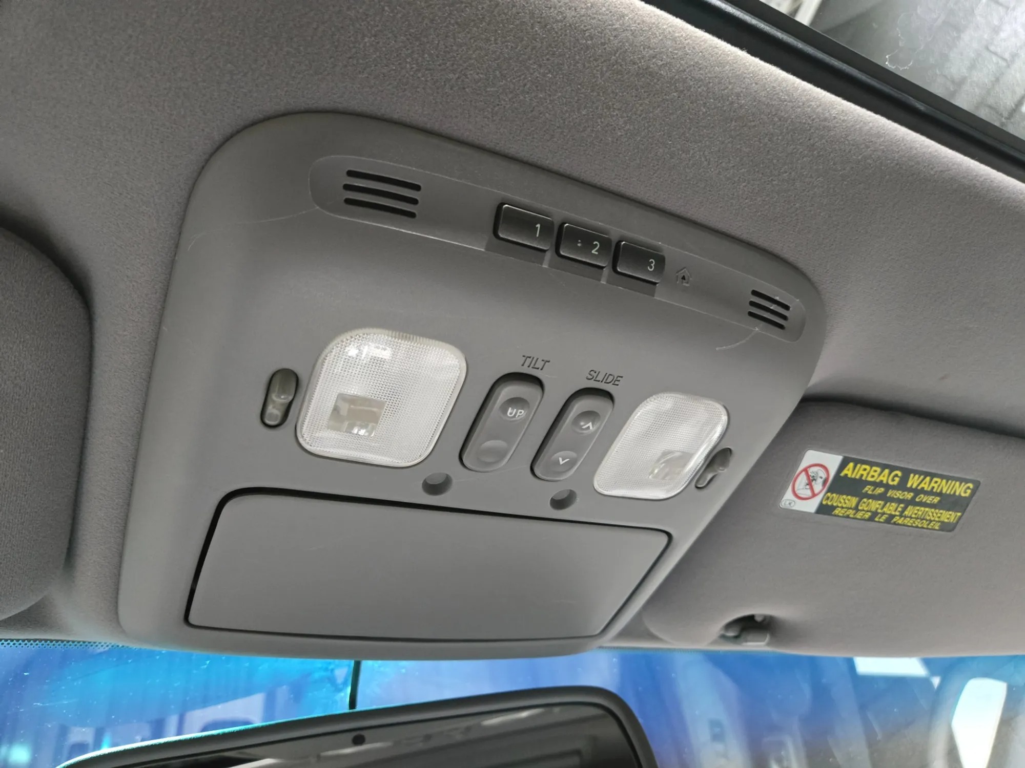 2004 Toyota Land Cruiser