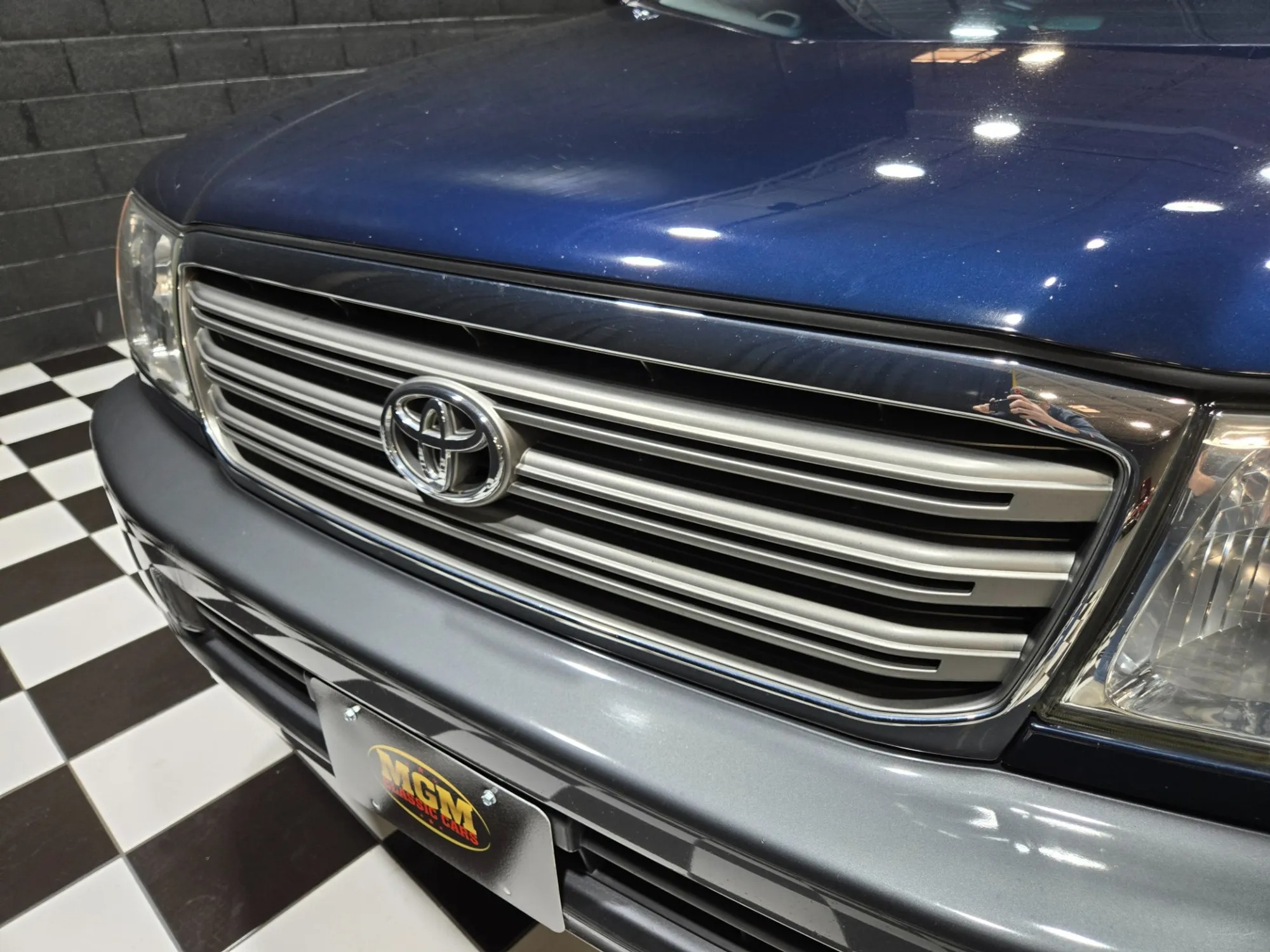 2004 Toyota Land Cruiser