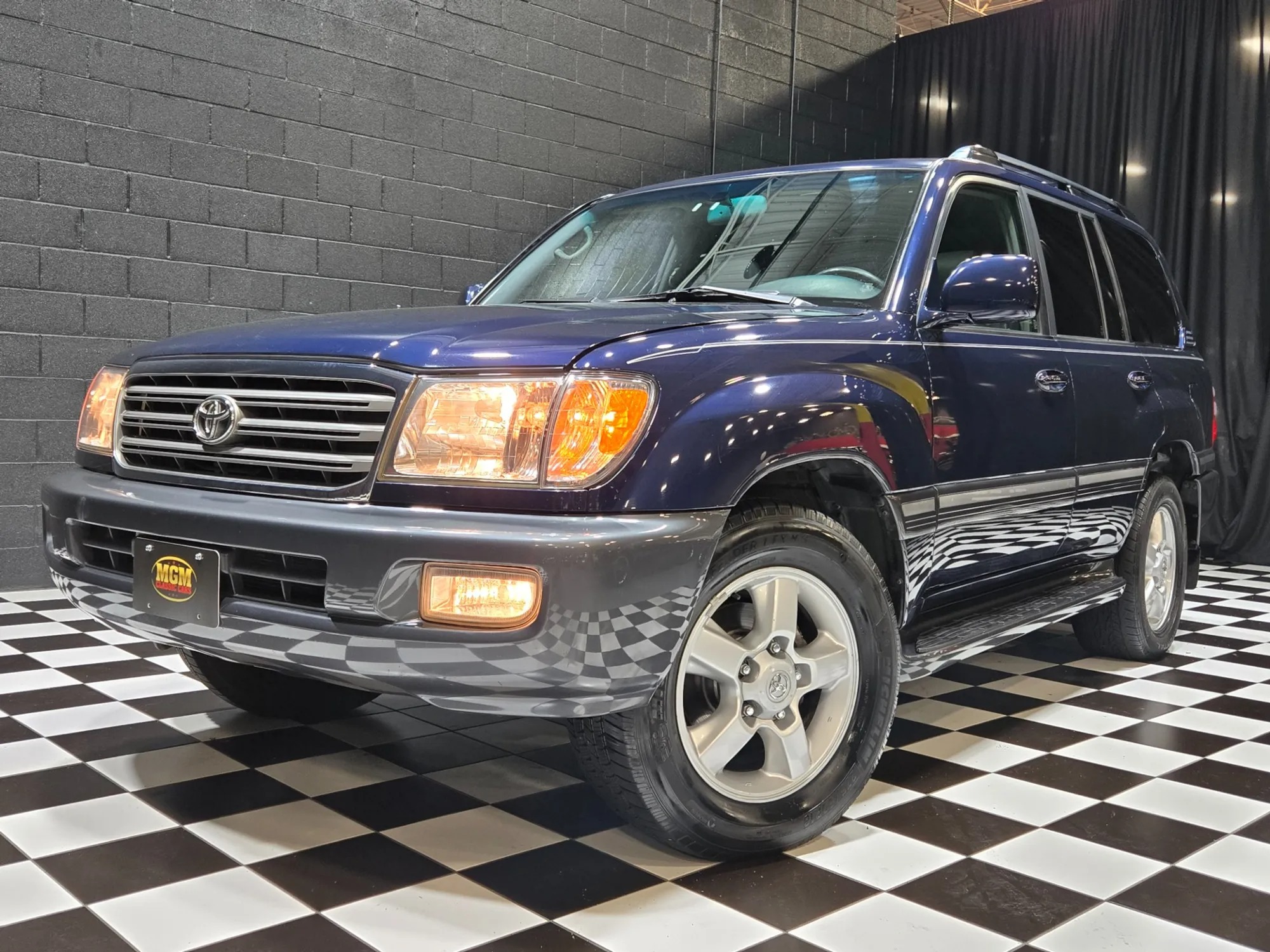 2004 Toyota Land Cruiser - 3