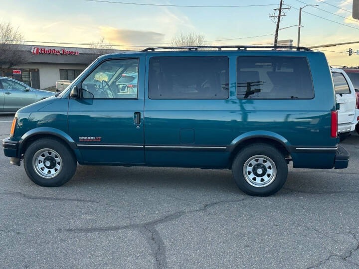 1994 GMC Safari SLX - 2