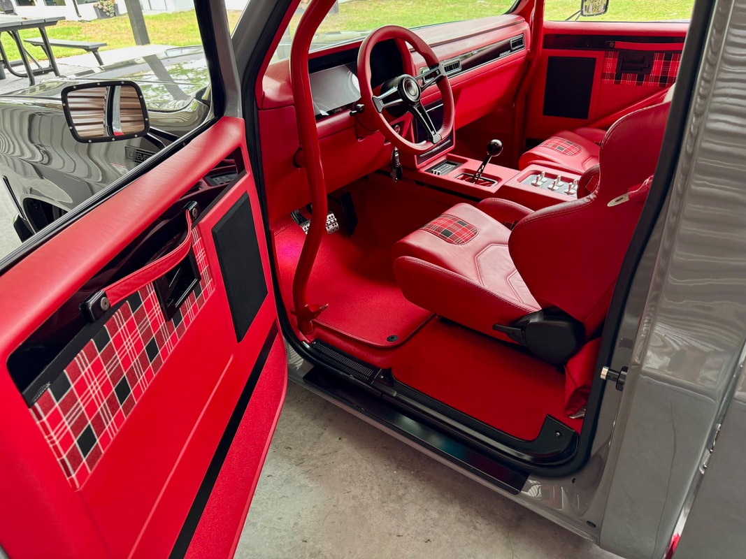 1976 Chevrolet C10 MRC Pro Touring - 2