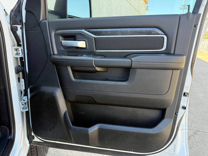 2024 Ram 3500 Lone Star Crew Cab