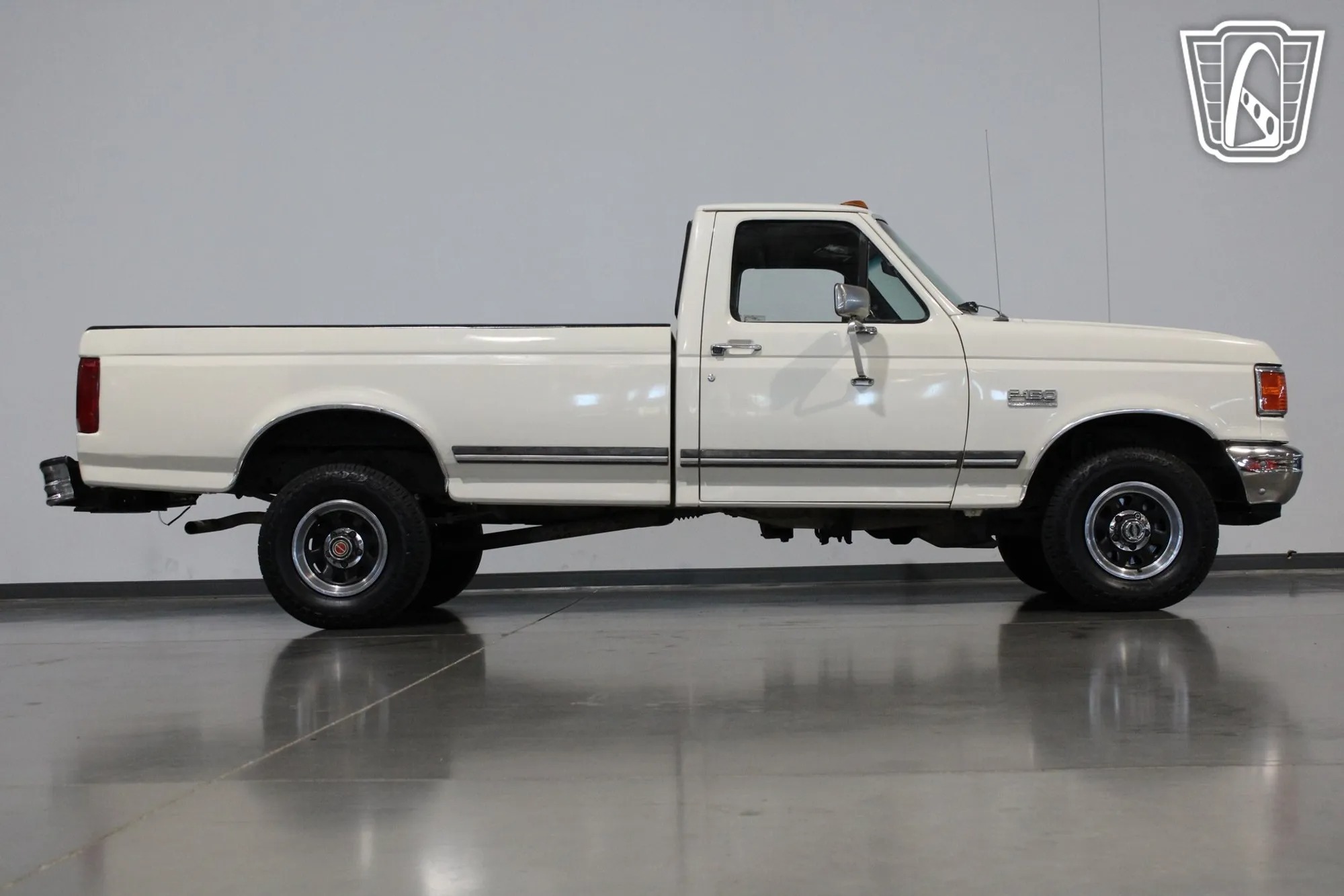 1990 Ford F-150 XLT Lariat