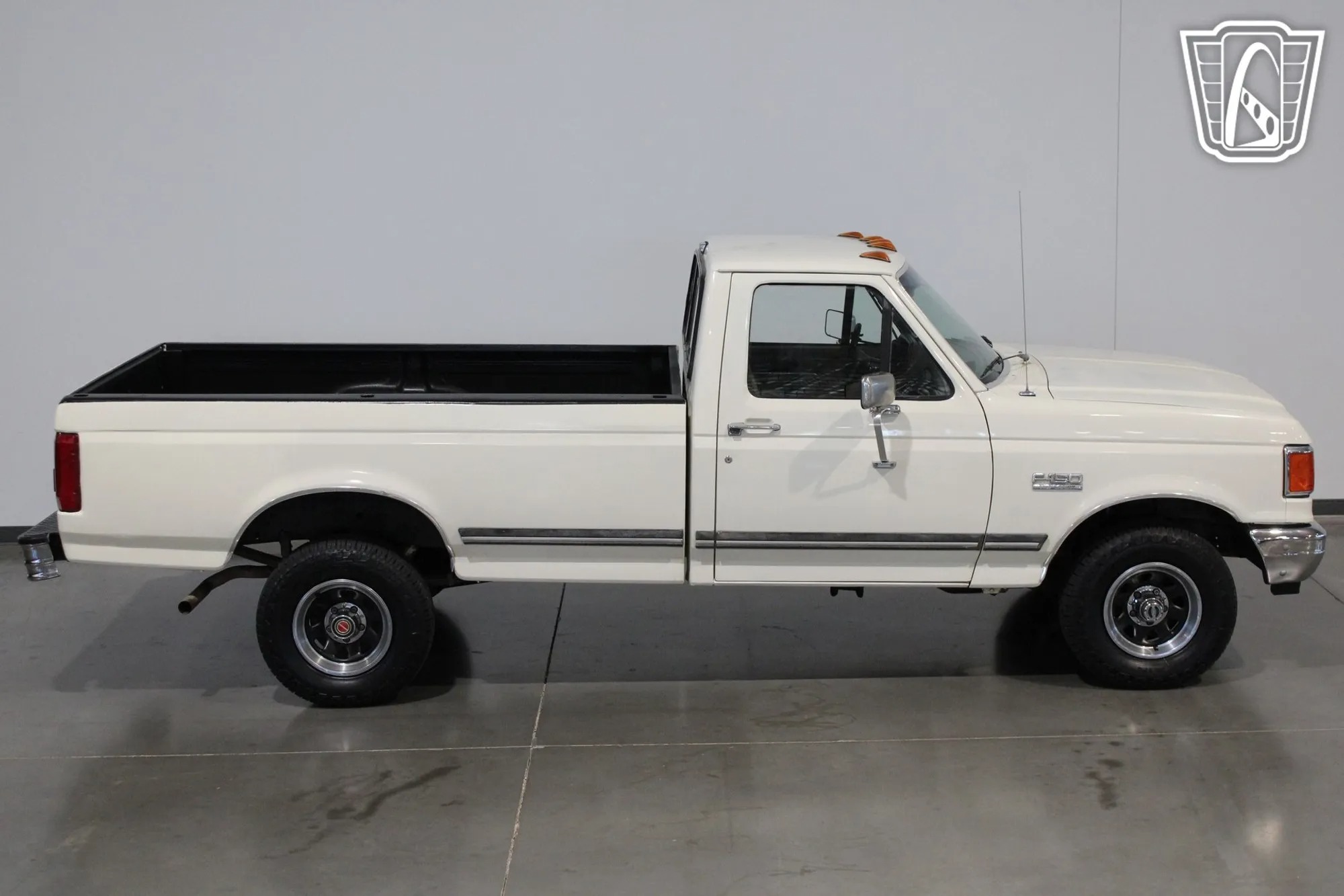 1990 Ford F-150 XLT Lariat