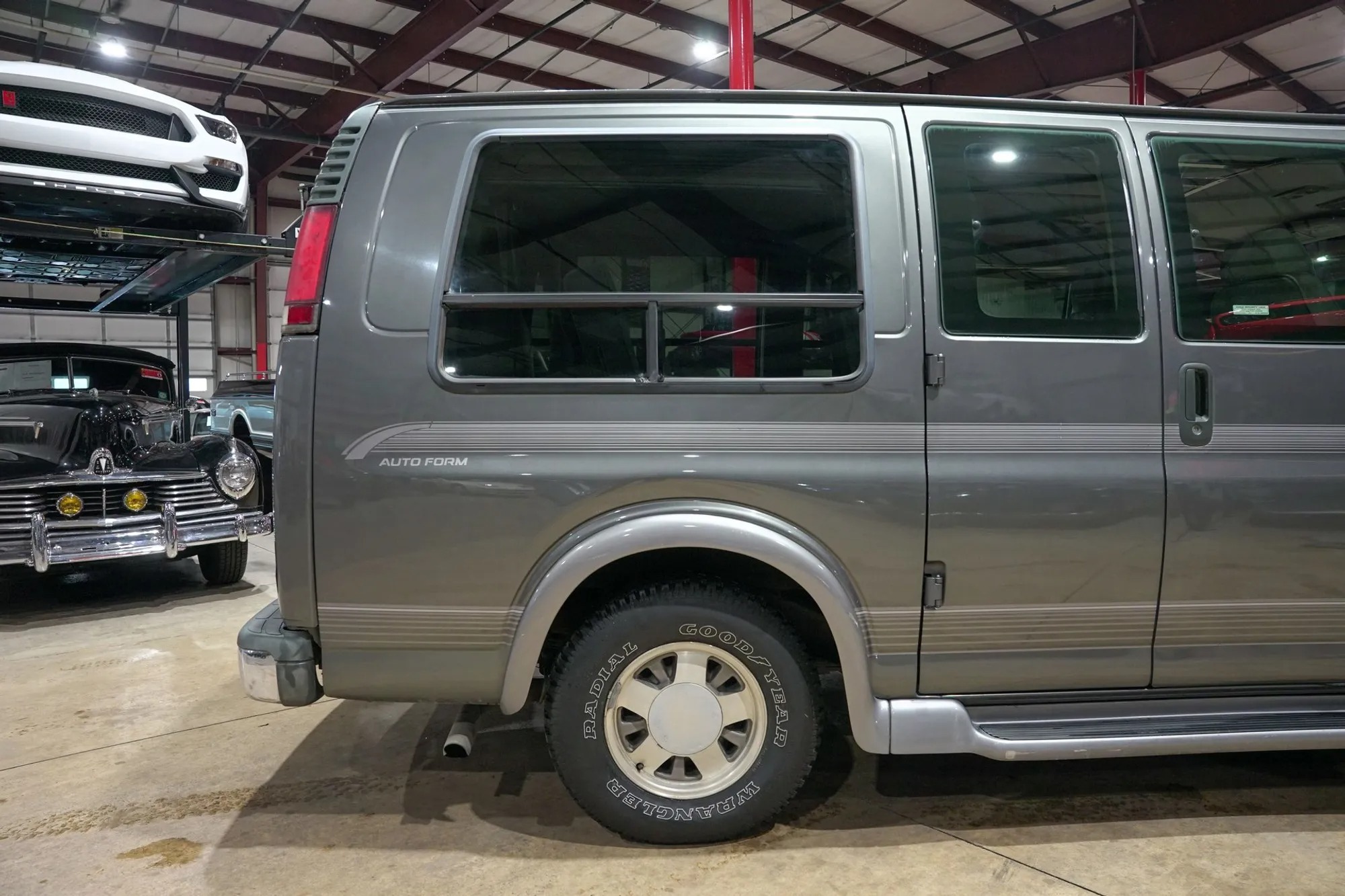 1999 GMC Savana RV G1500