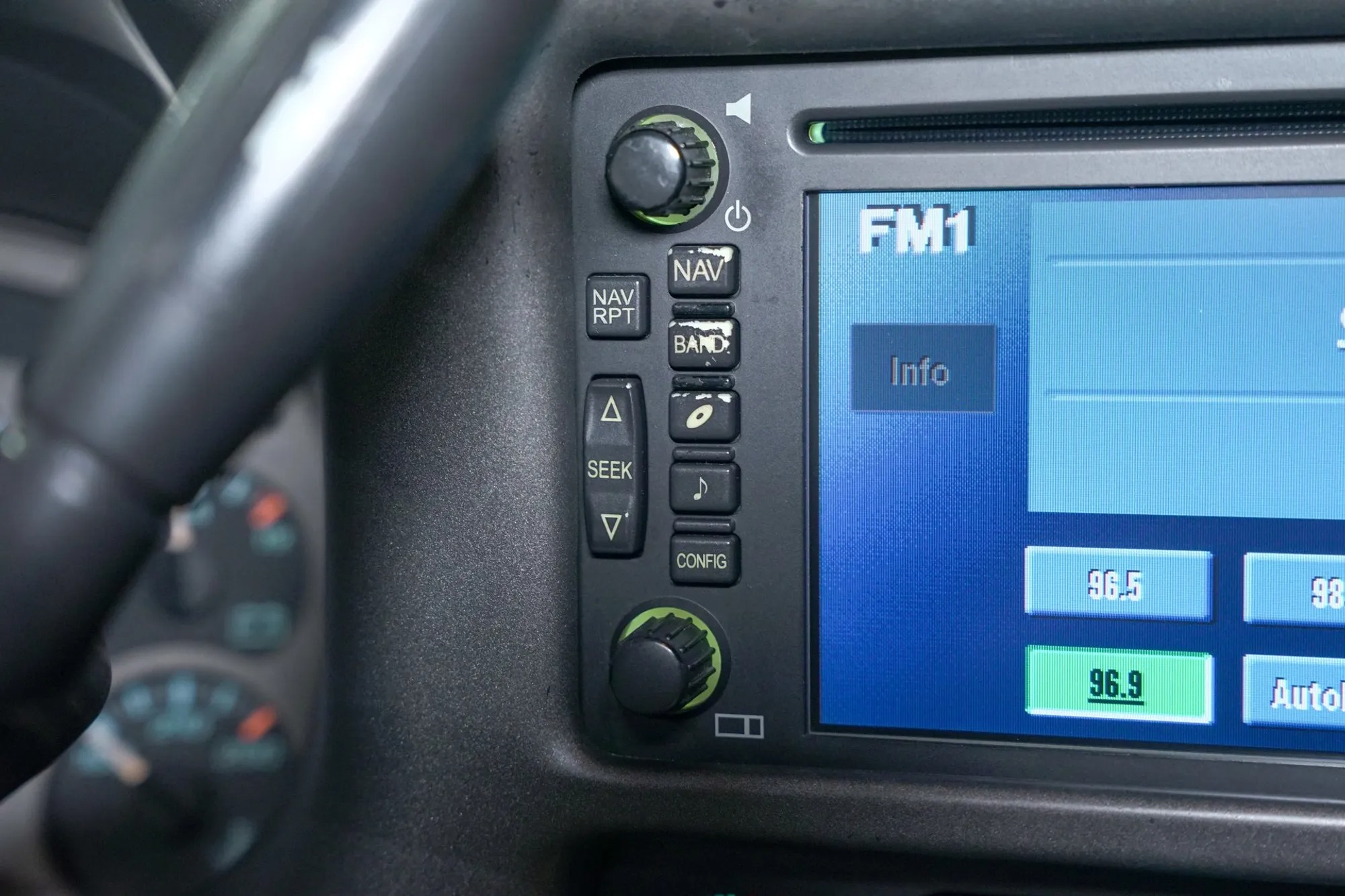 2005 GMC Yukon Denali XL