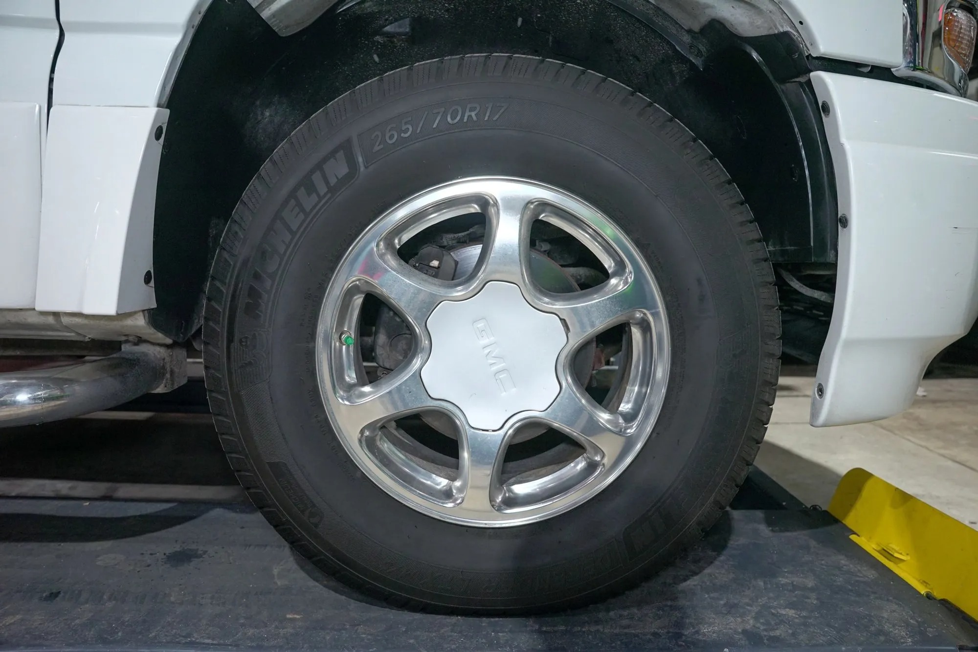 2005 GMC Yukon Denali XL