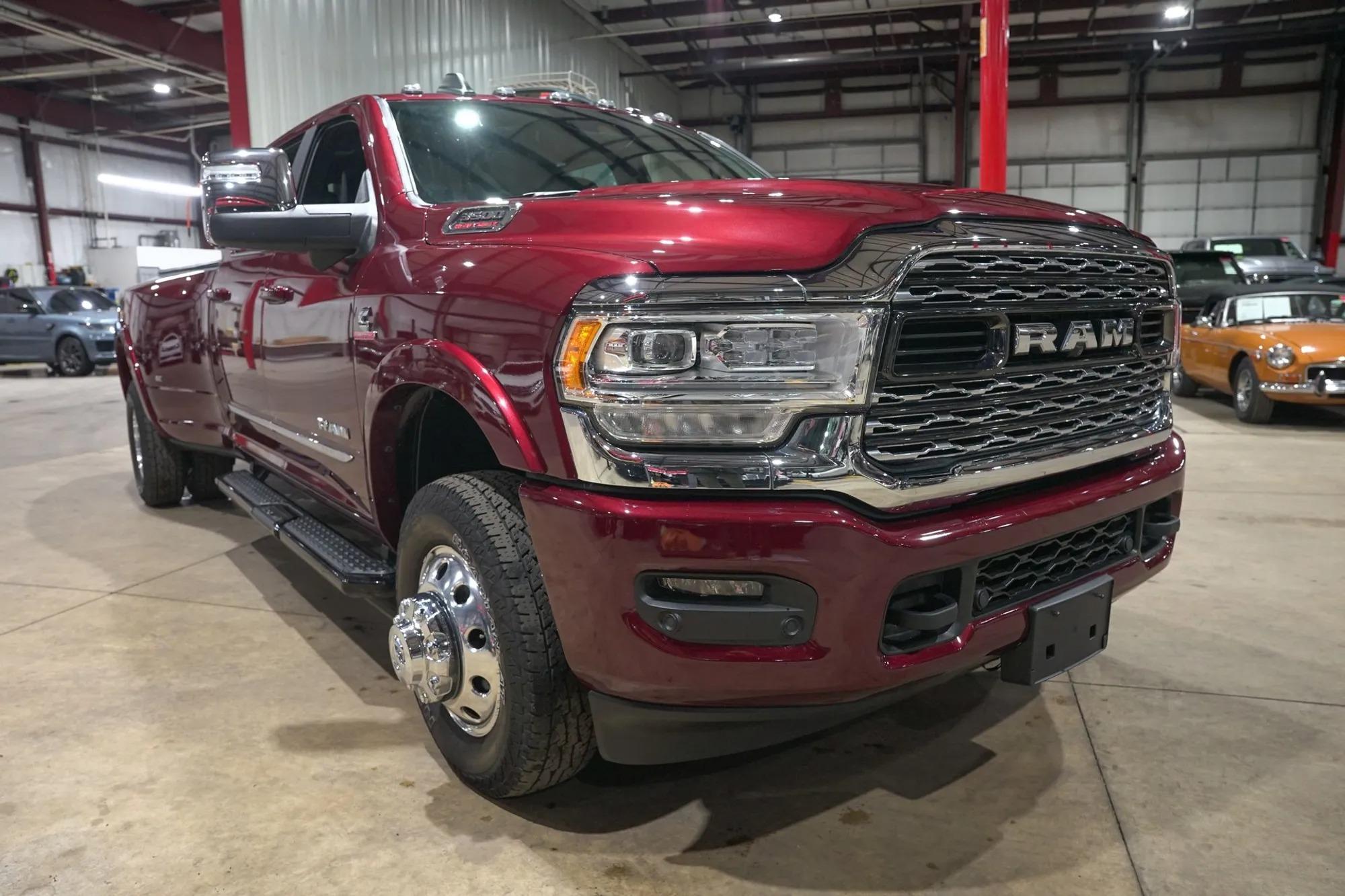 2024 RAM 3500 Limited