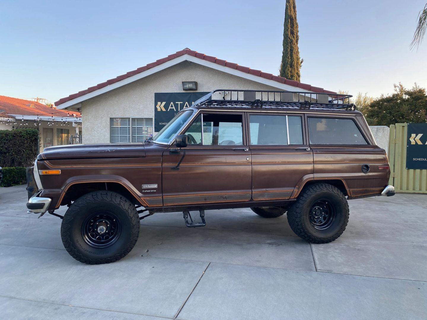 1983 Jeep Cherokee Laredo - 2