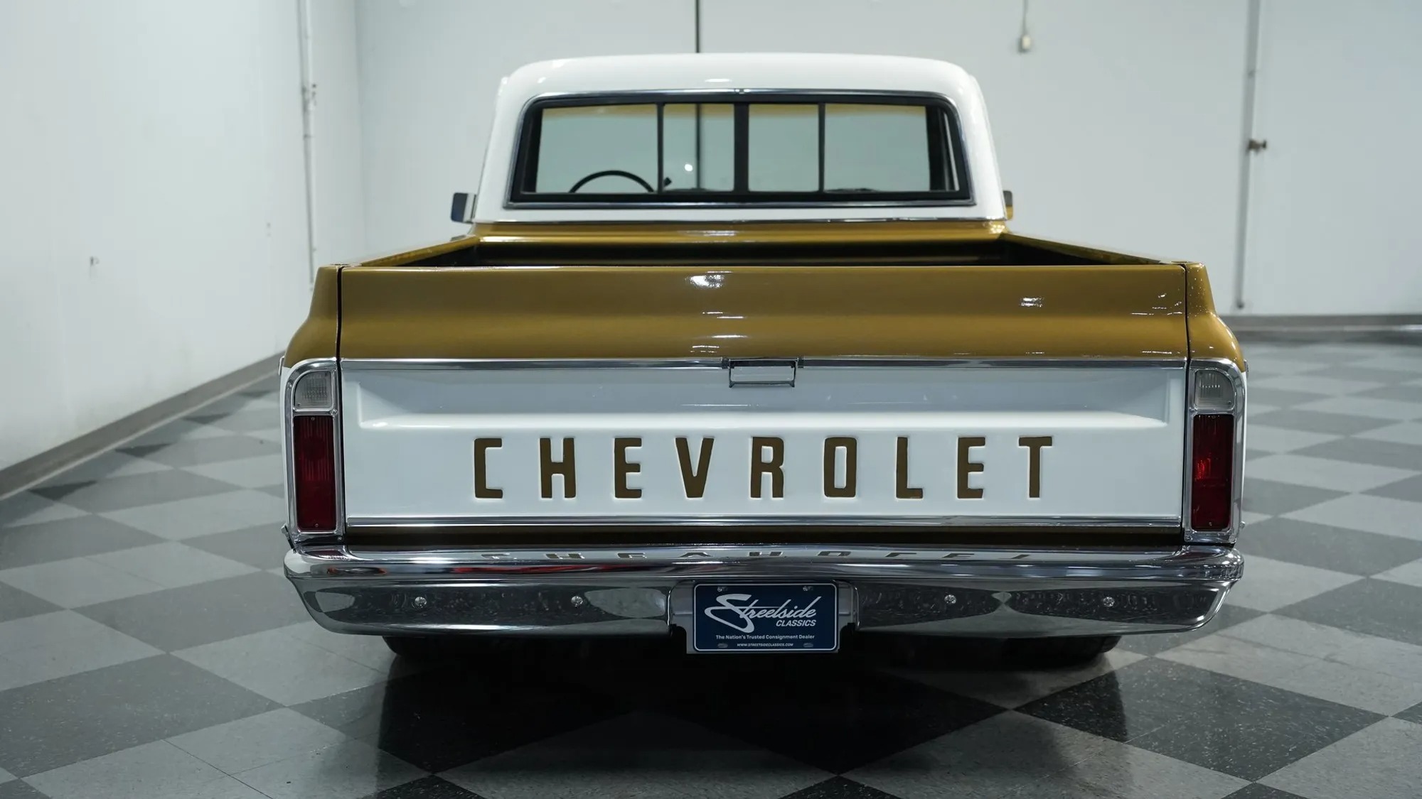 1970 Chevrolet C10 - 5