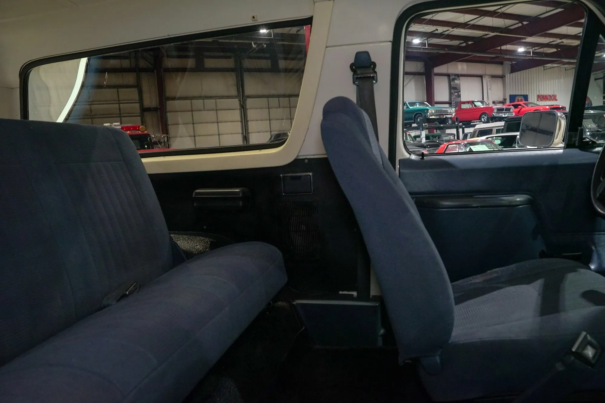 1990 Ford Bronco Custom