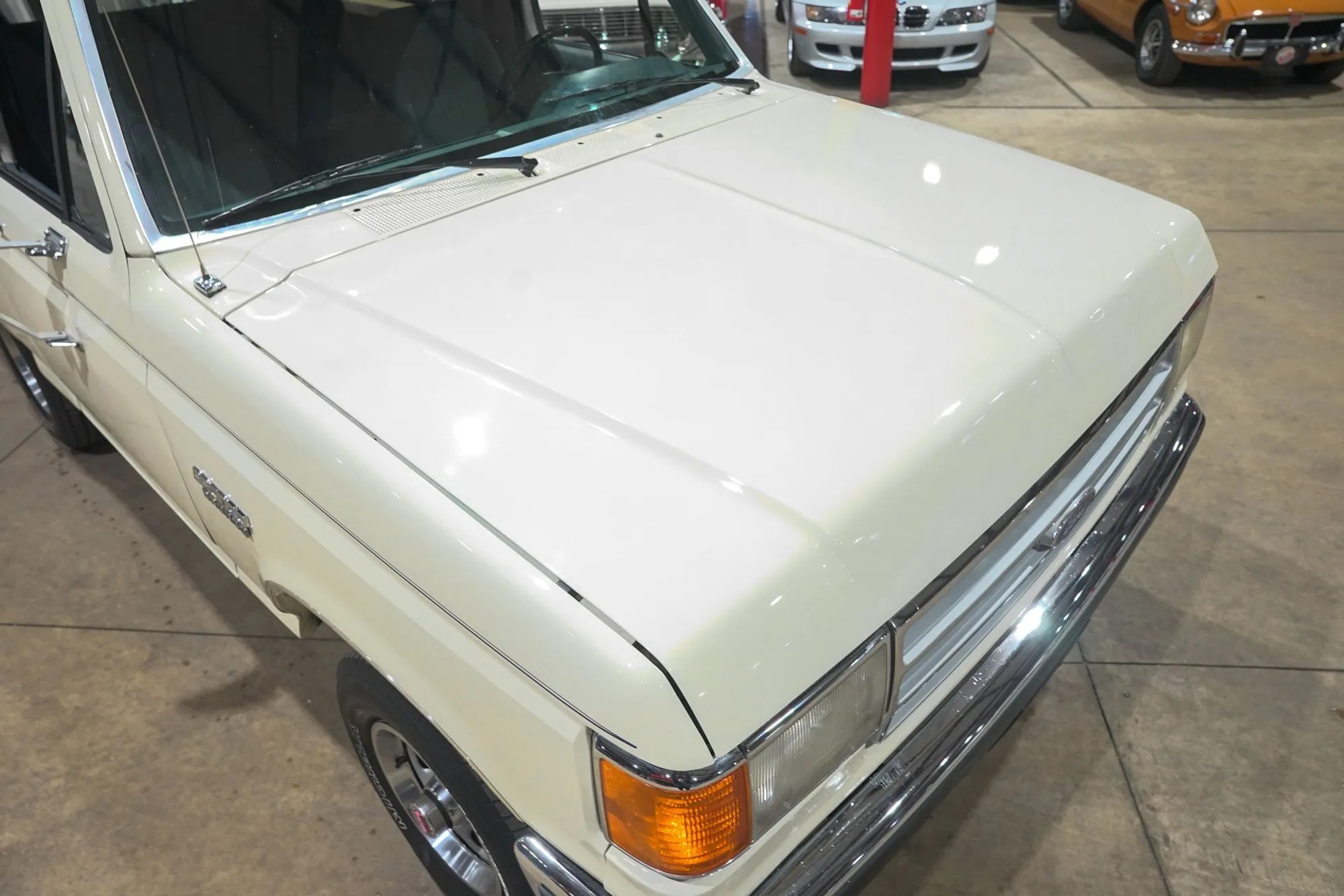 1990 Ford Bronco Custom