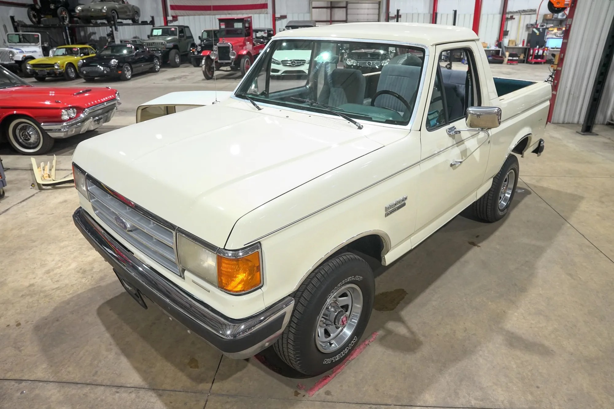 1990 Ford Bronco Custom