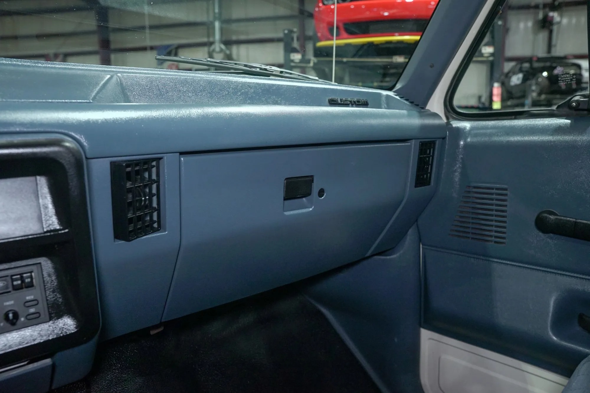 1990 Ford Bronco Custom