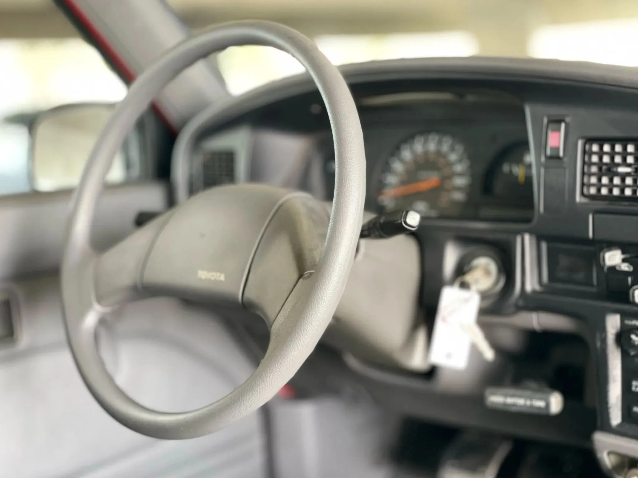 1990 Toyota Pickup Deluxe V6