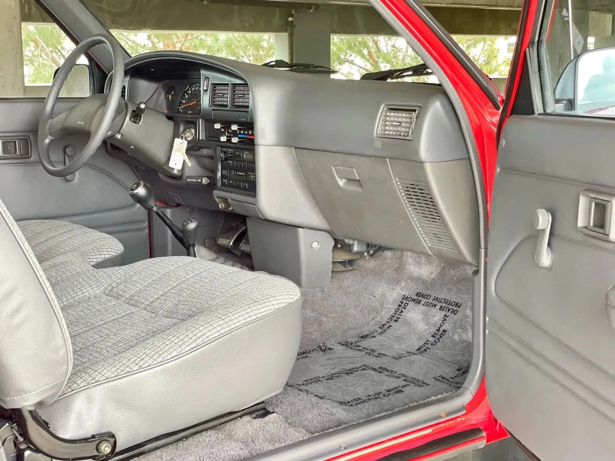 1990 Toyota Pickup Deluxe V6