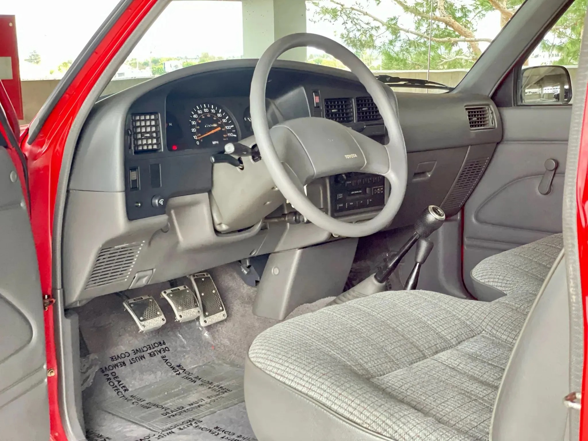 1990 Toyota Pickup Deluxe V6