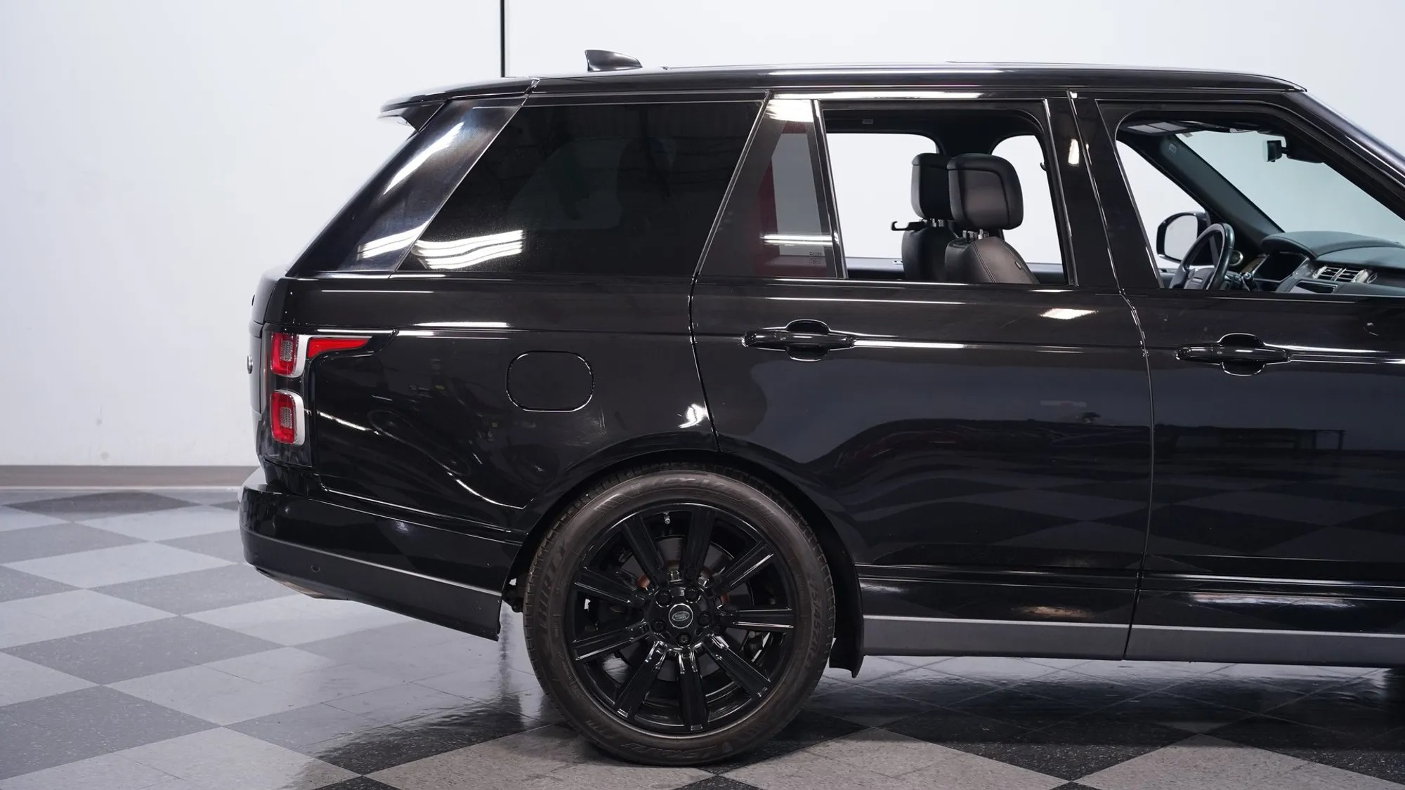Supercharged 2019 Land Rover Range Rover