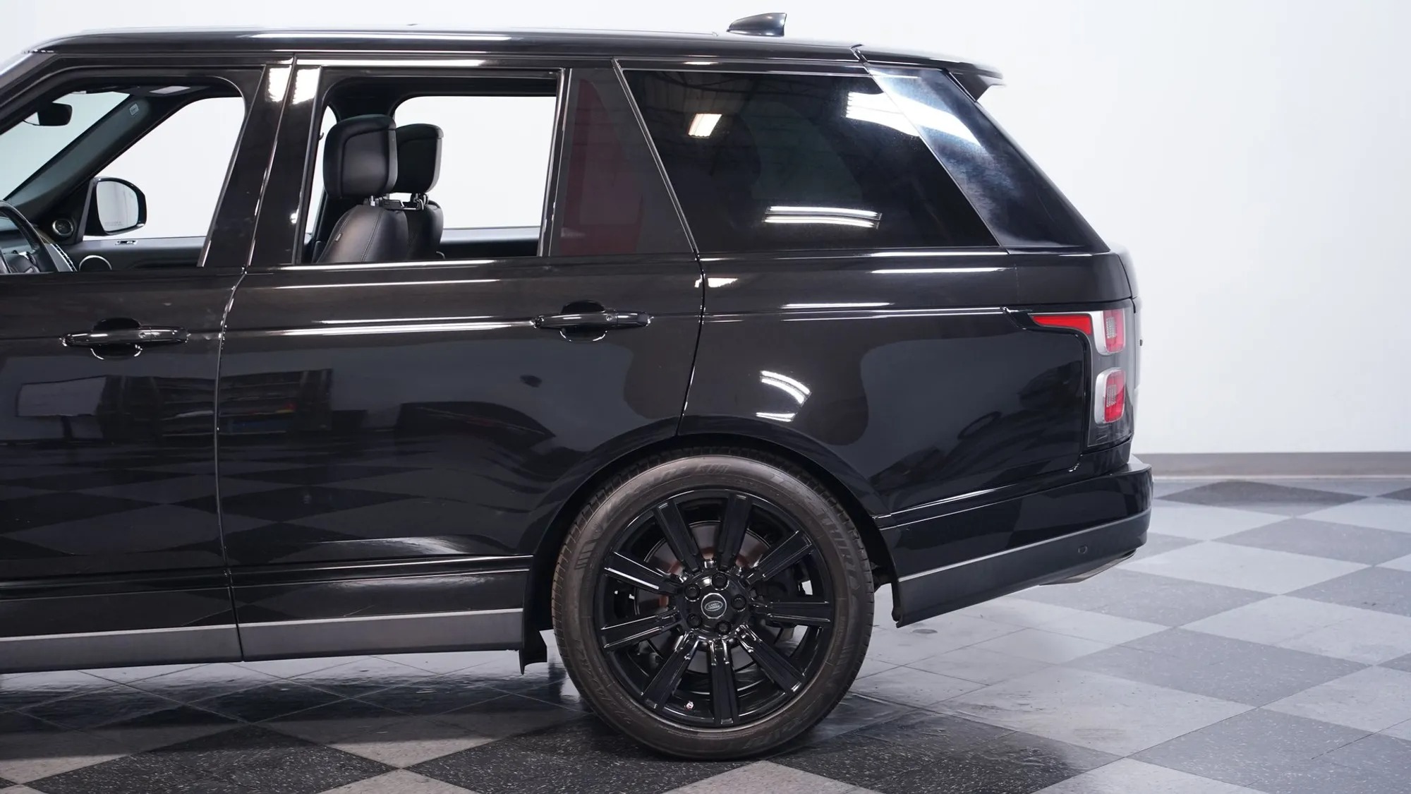 Supercharged 2019 Land Rover Range Rover