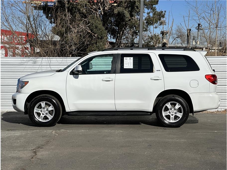 2015 Toyota Sequoia SR5