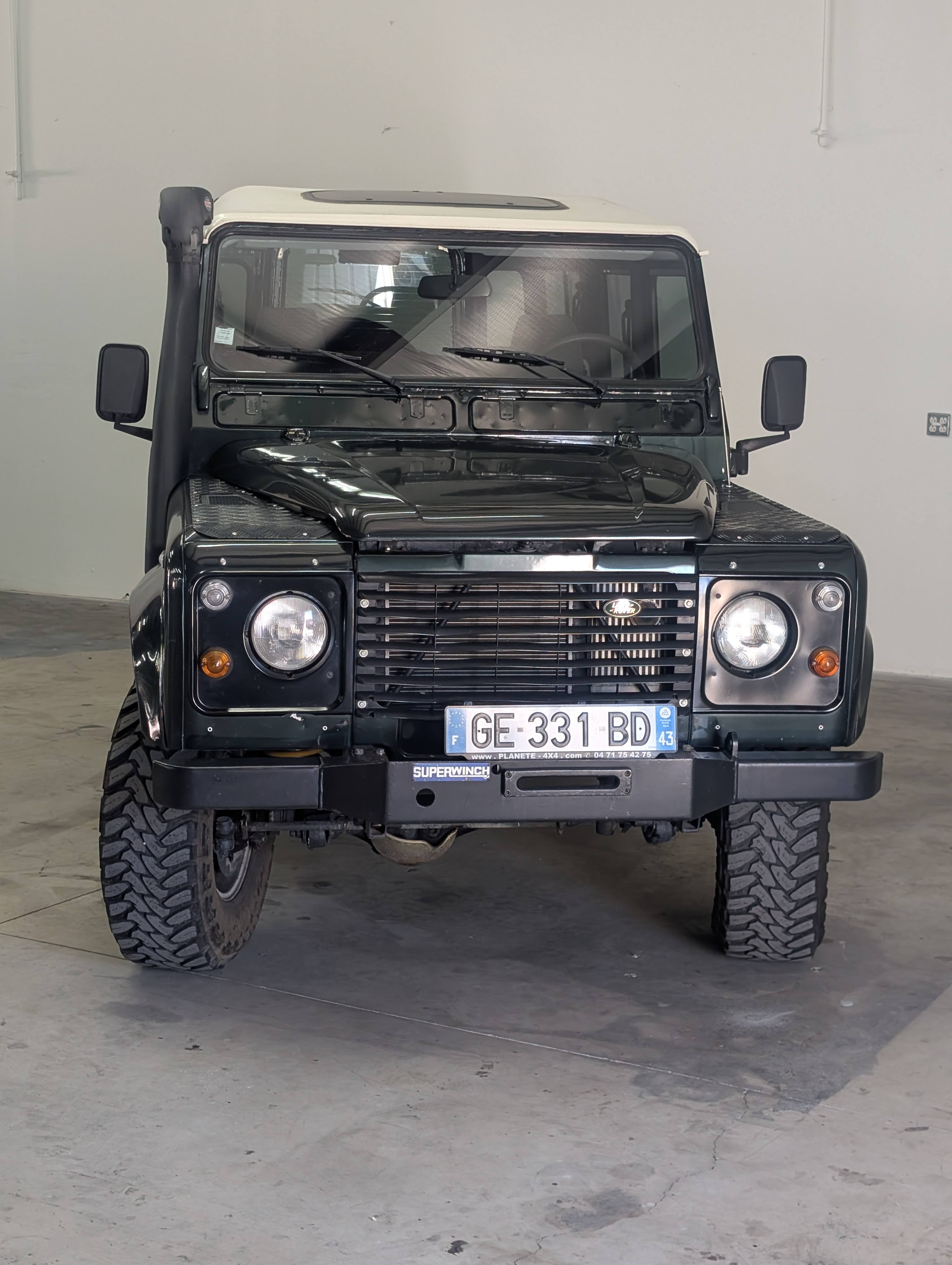 1998 Land Rover Defender 110 Station Wagon