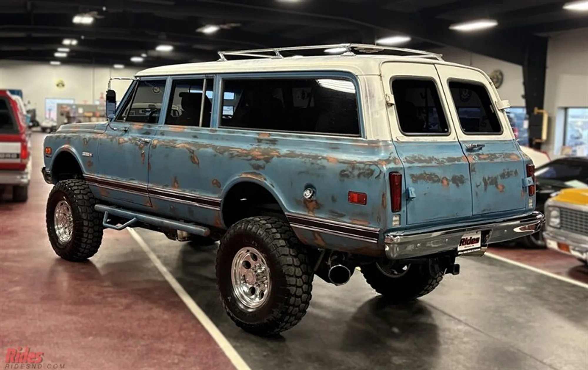 1971 Chevrolet Suburban K20