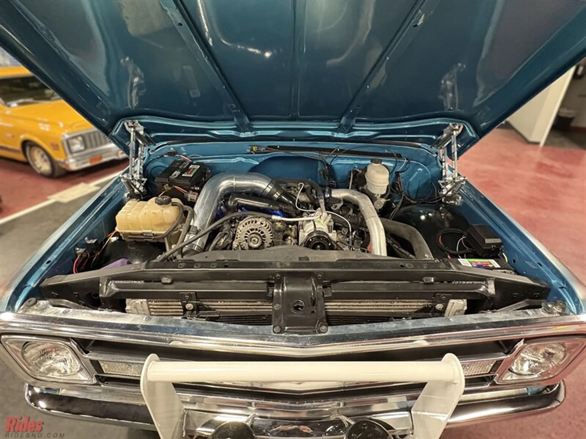 1971 Chevrolet Suburban K20