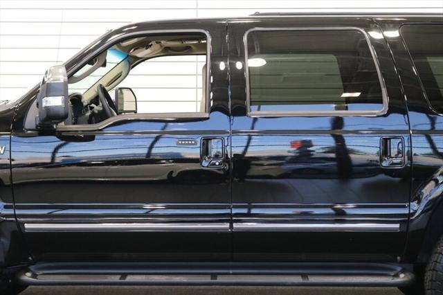 2005 Ford Excursion Limited