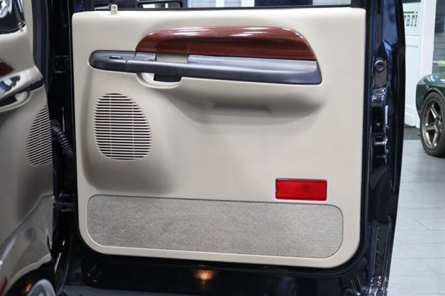 2005 Ford Excursion Limited