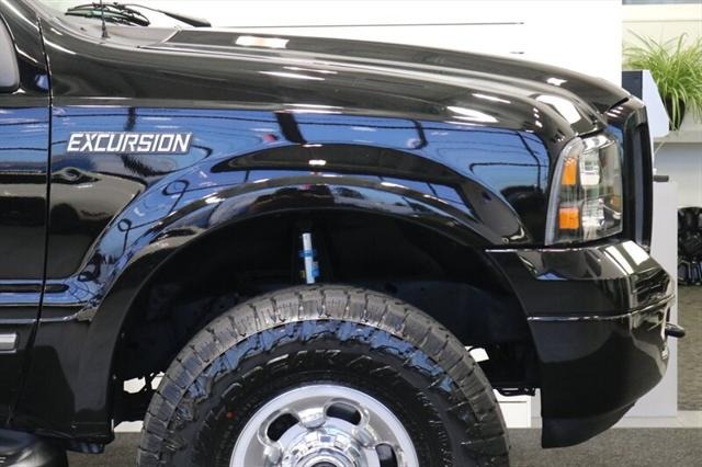 2005 Ford Excursion Limited