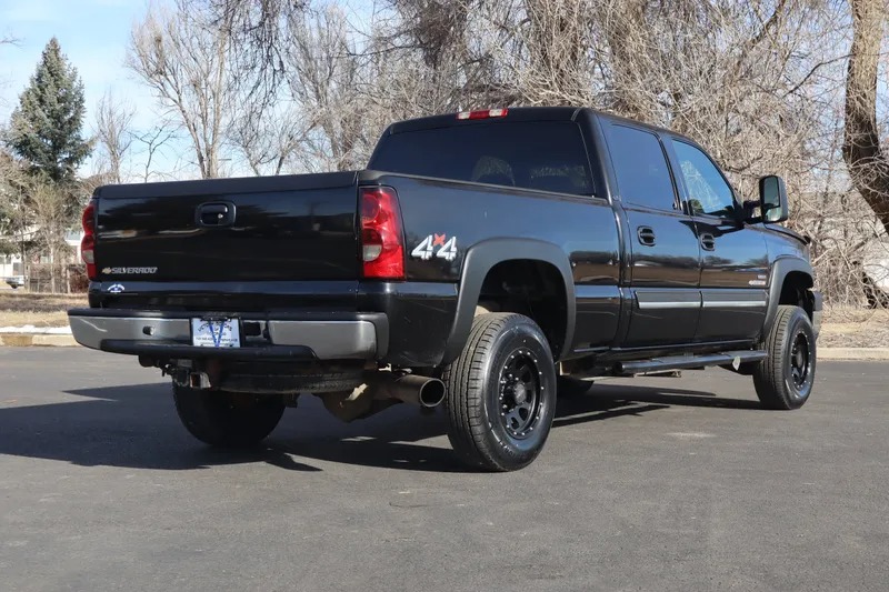 2007 Chevrolet Silverado 2500HD LT - 4