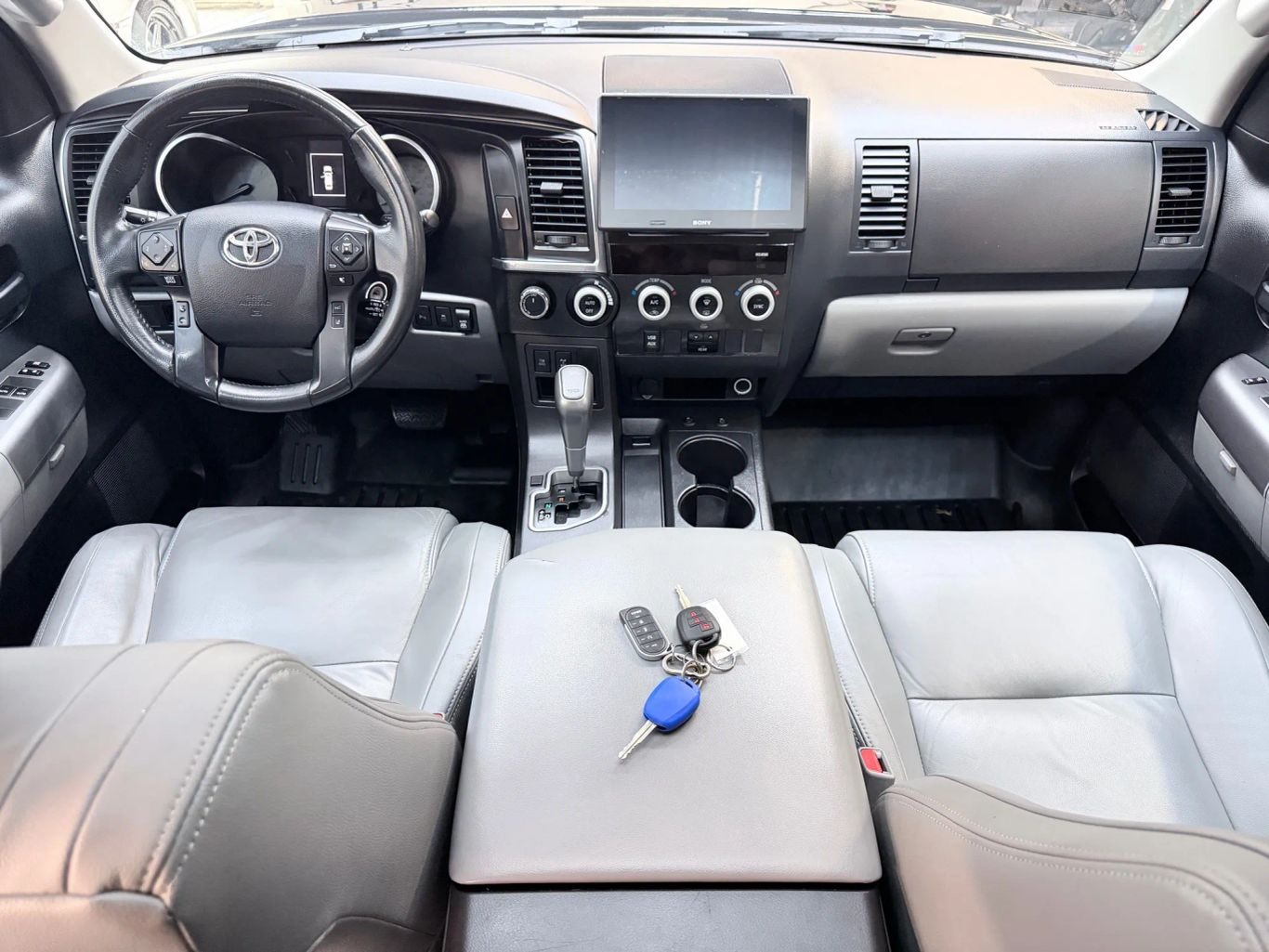 2019 Toyota Sequoia SR5