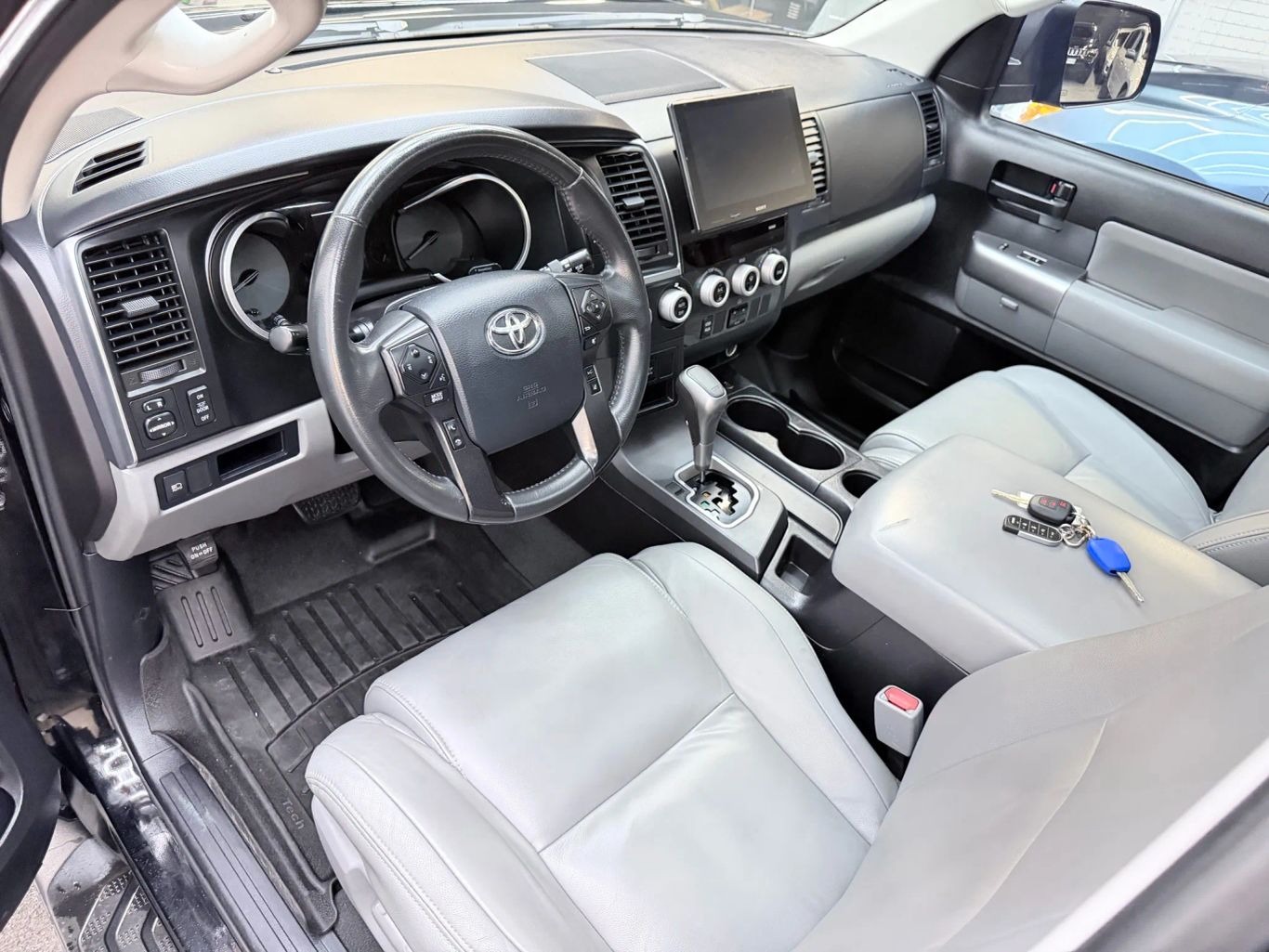 2019 Toyota Sequoia SR5