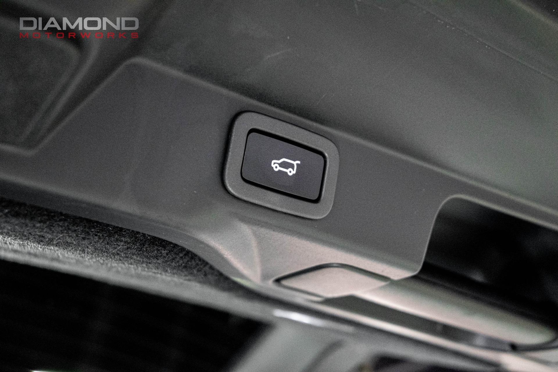 2016 Land Rover Range Rover Sport SVR