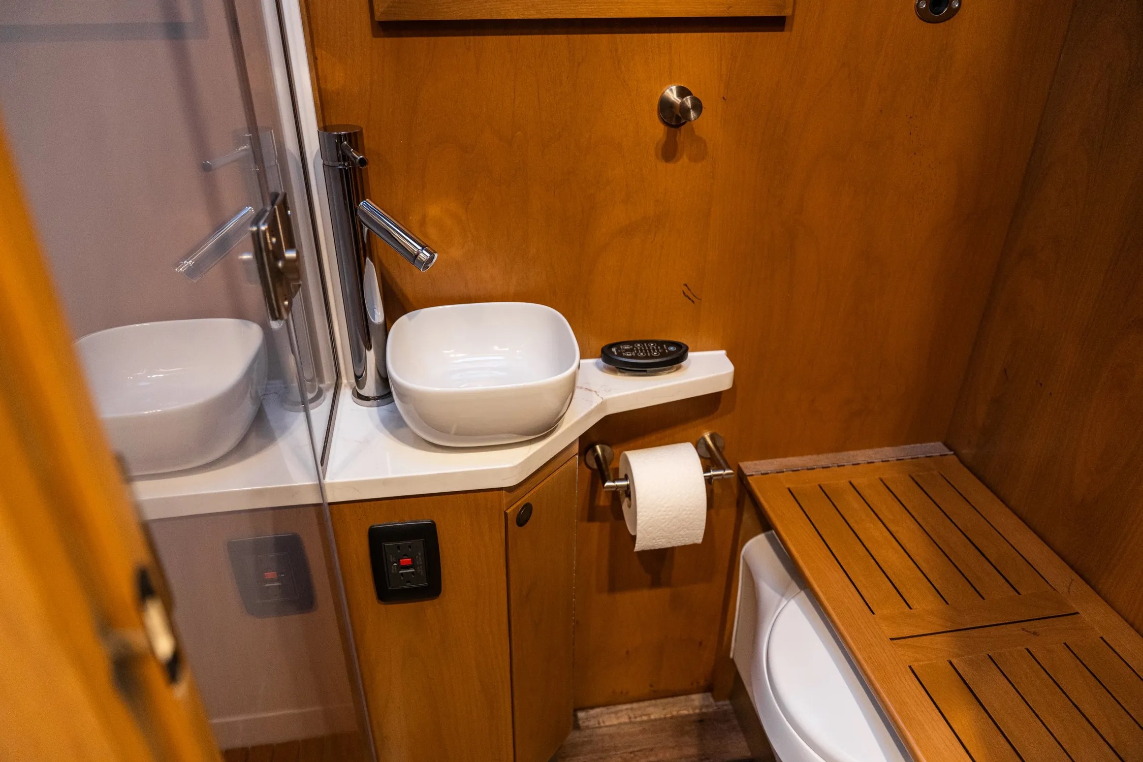 2024 EarthRoamer SX 020