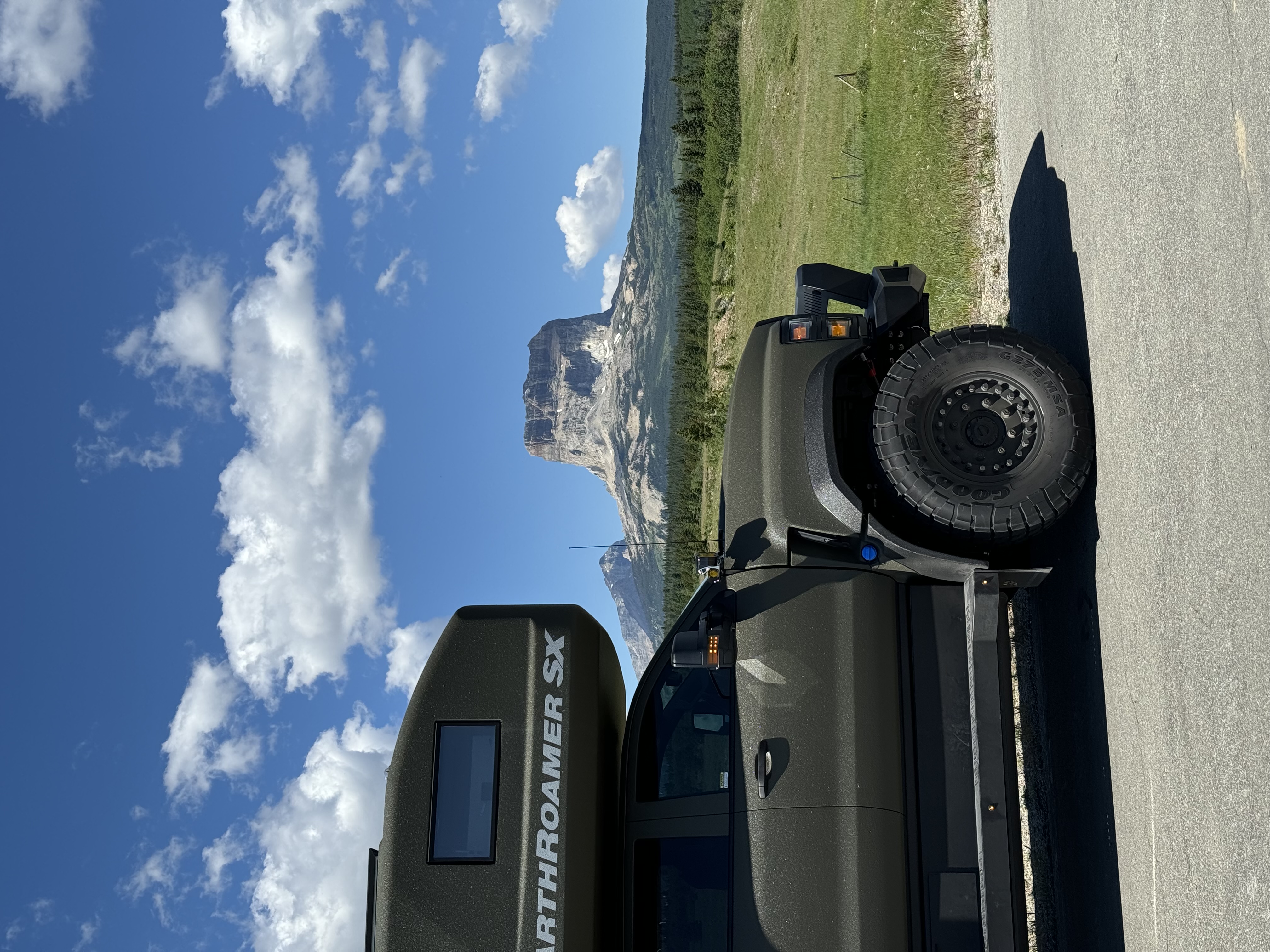 2024 EarthRoamer SX 020