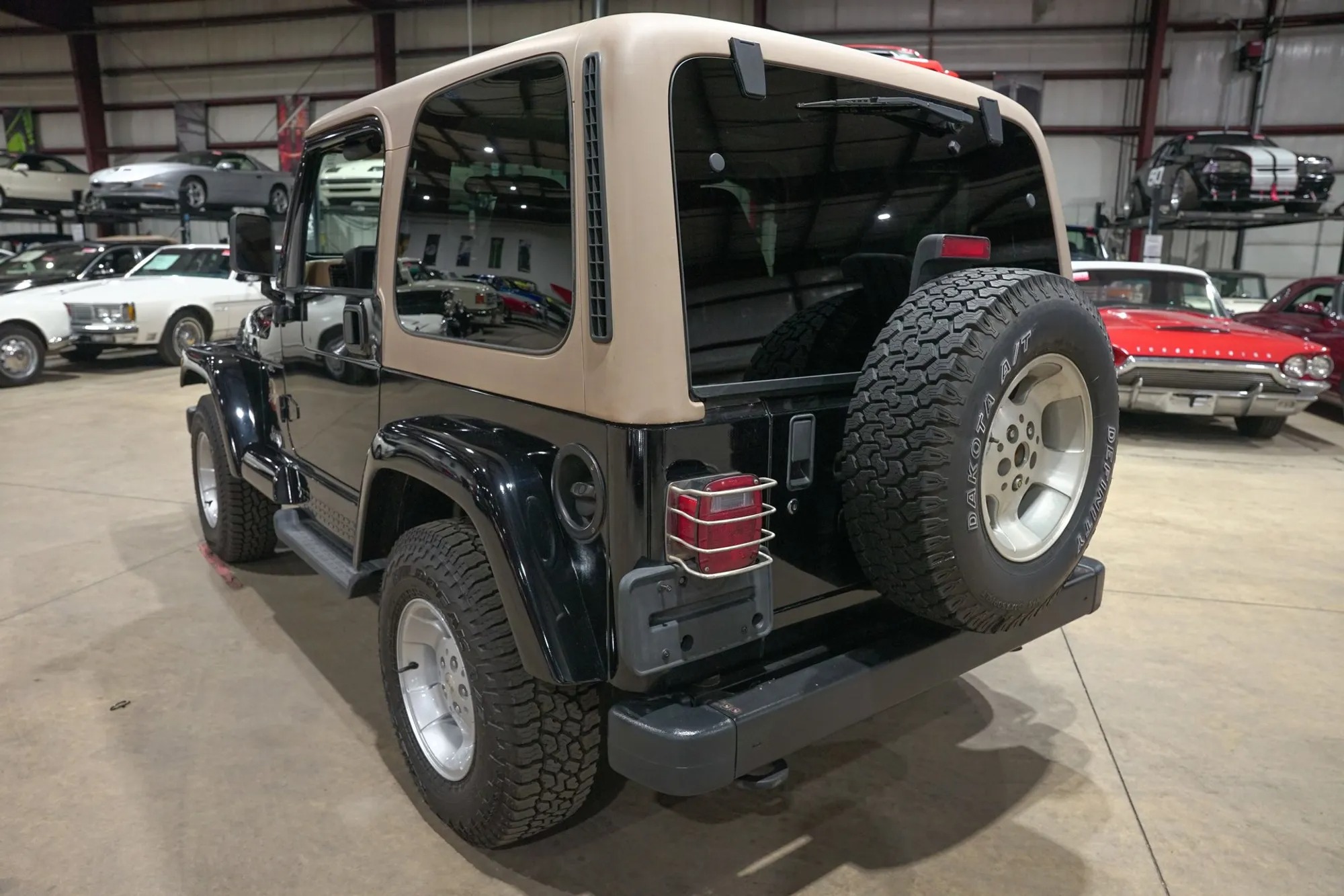 2001 Jeep Wrangler Sahara Edition