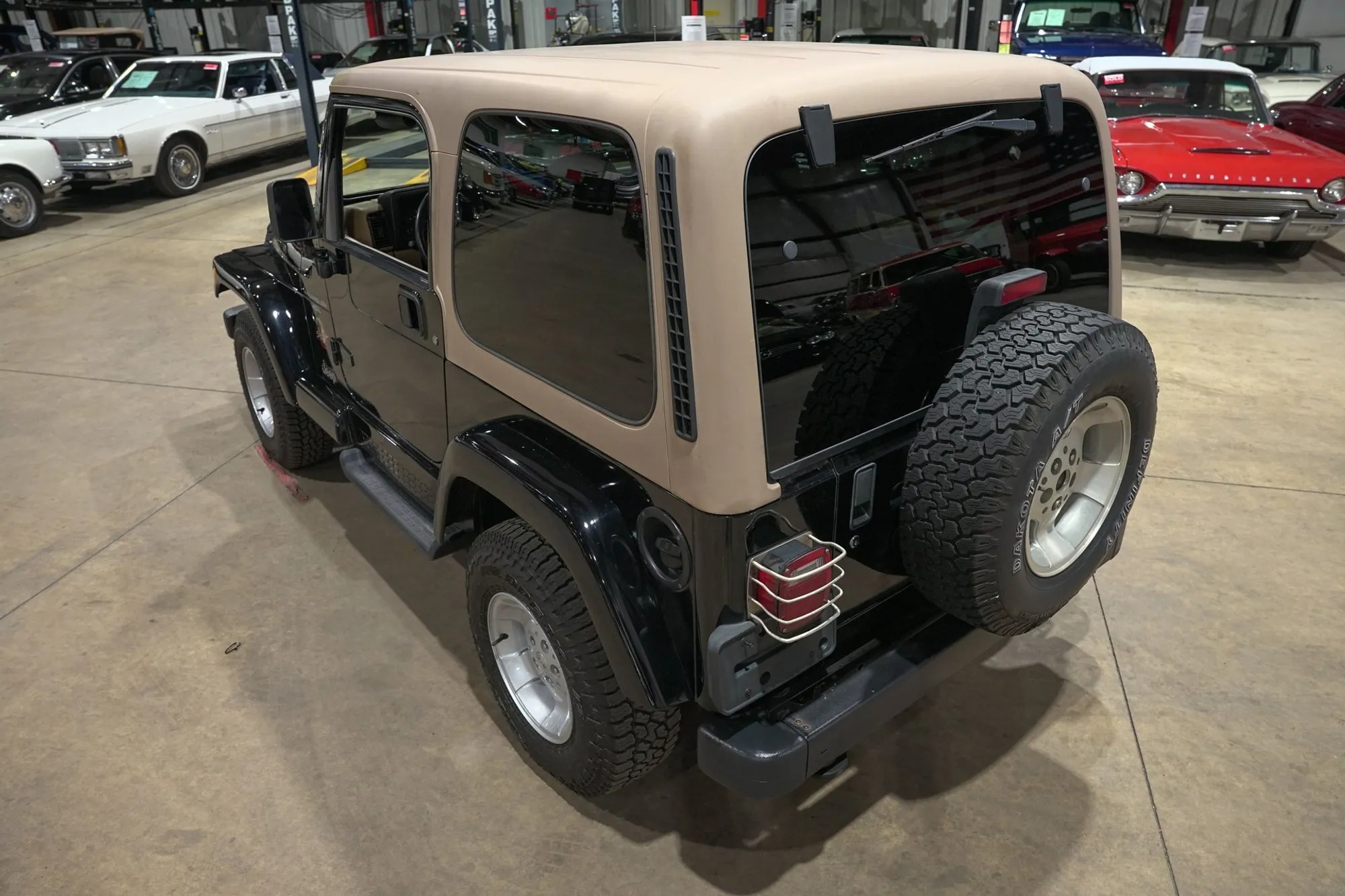 2001 Jeep Wrangler Sahara Edition