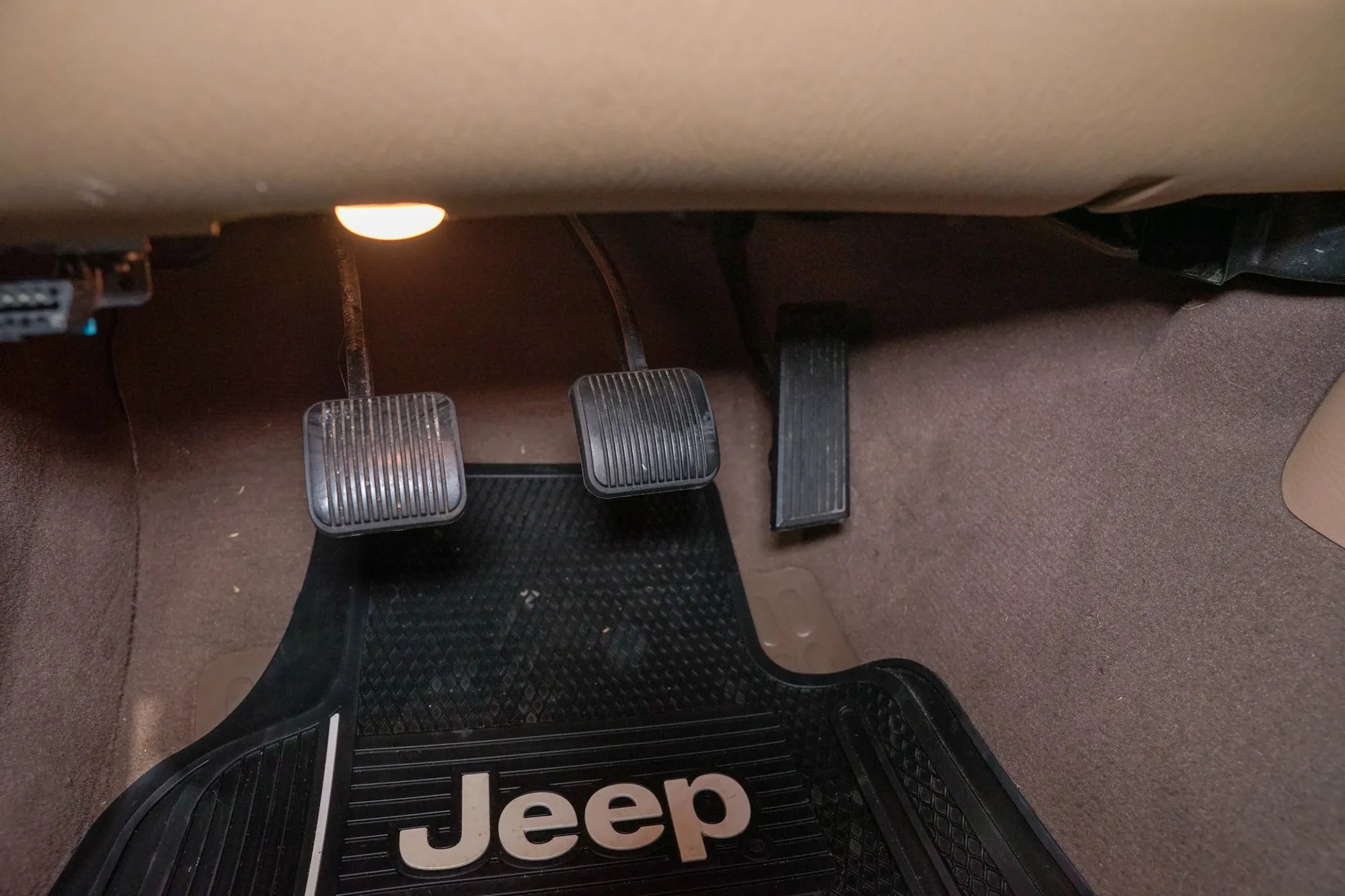 2001 Jeep Wrangler Sahara Edition