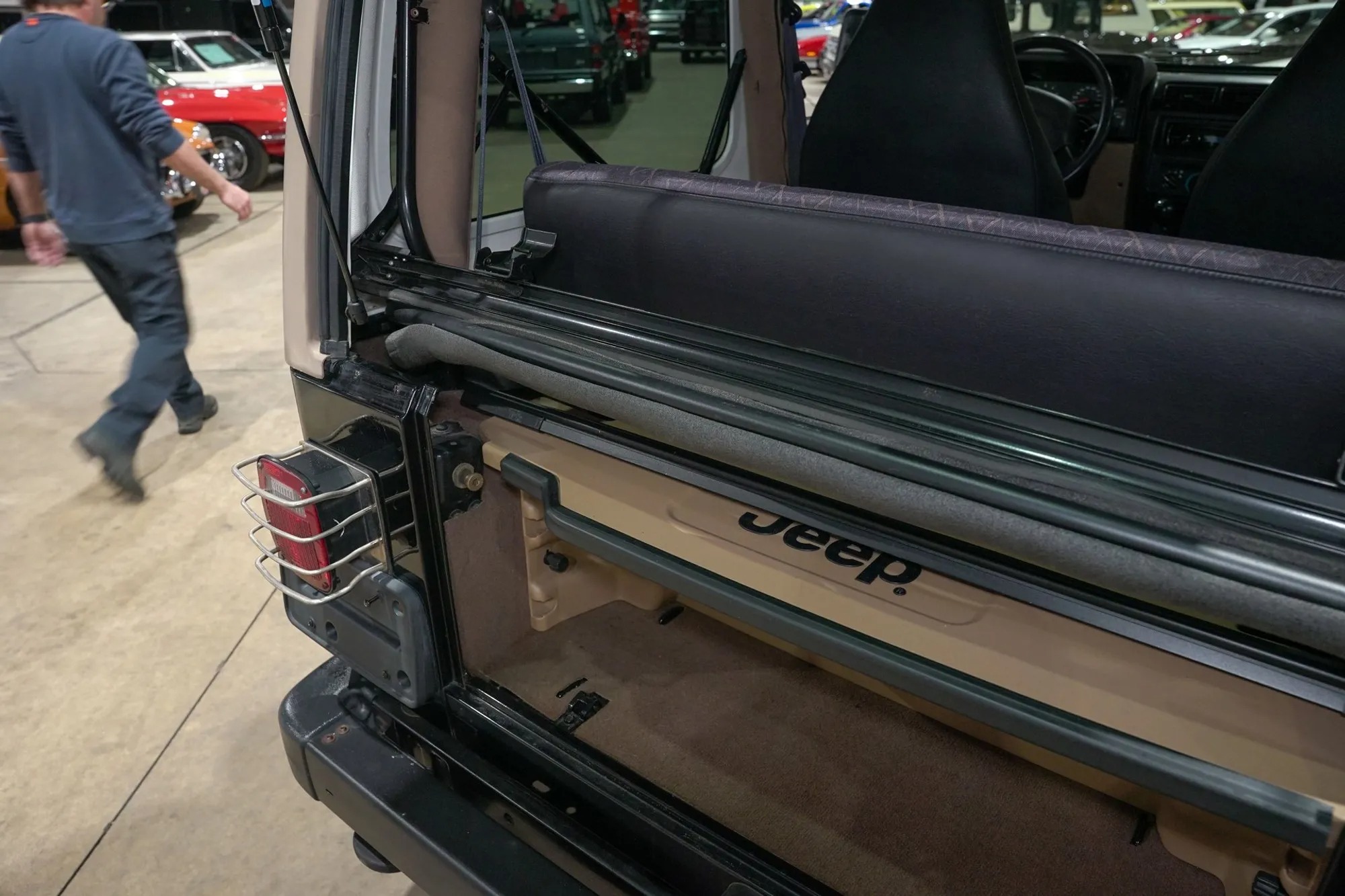 2001 Jeep Wrangler Sahara Edition