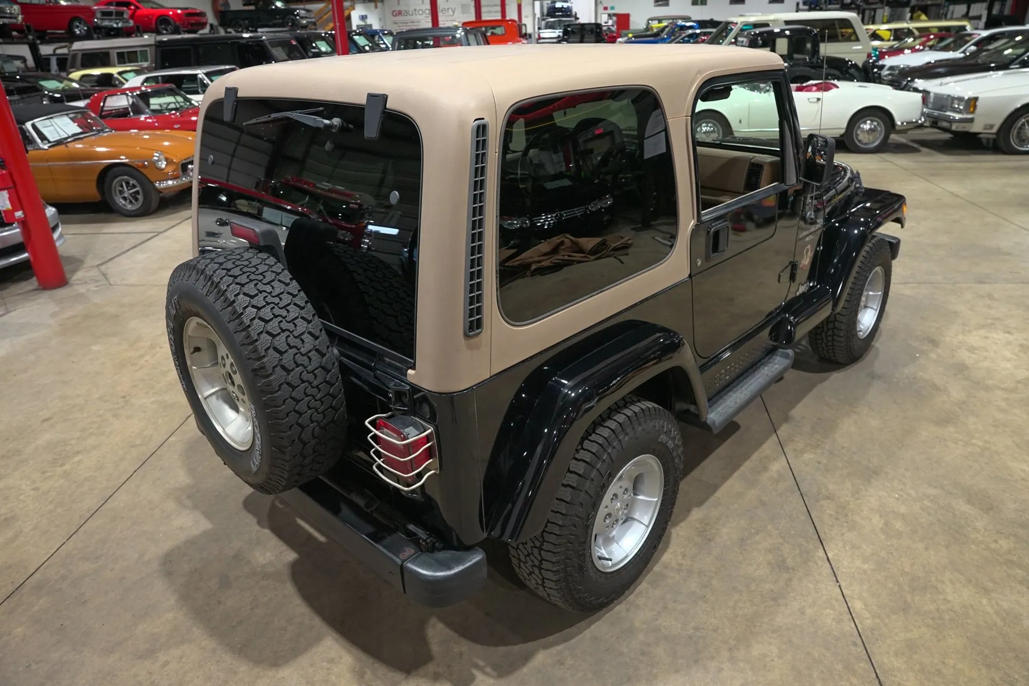 2001 Jeep Wrangler Sahara Edition