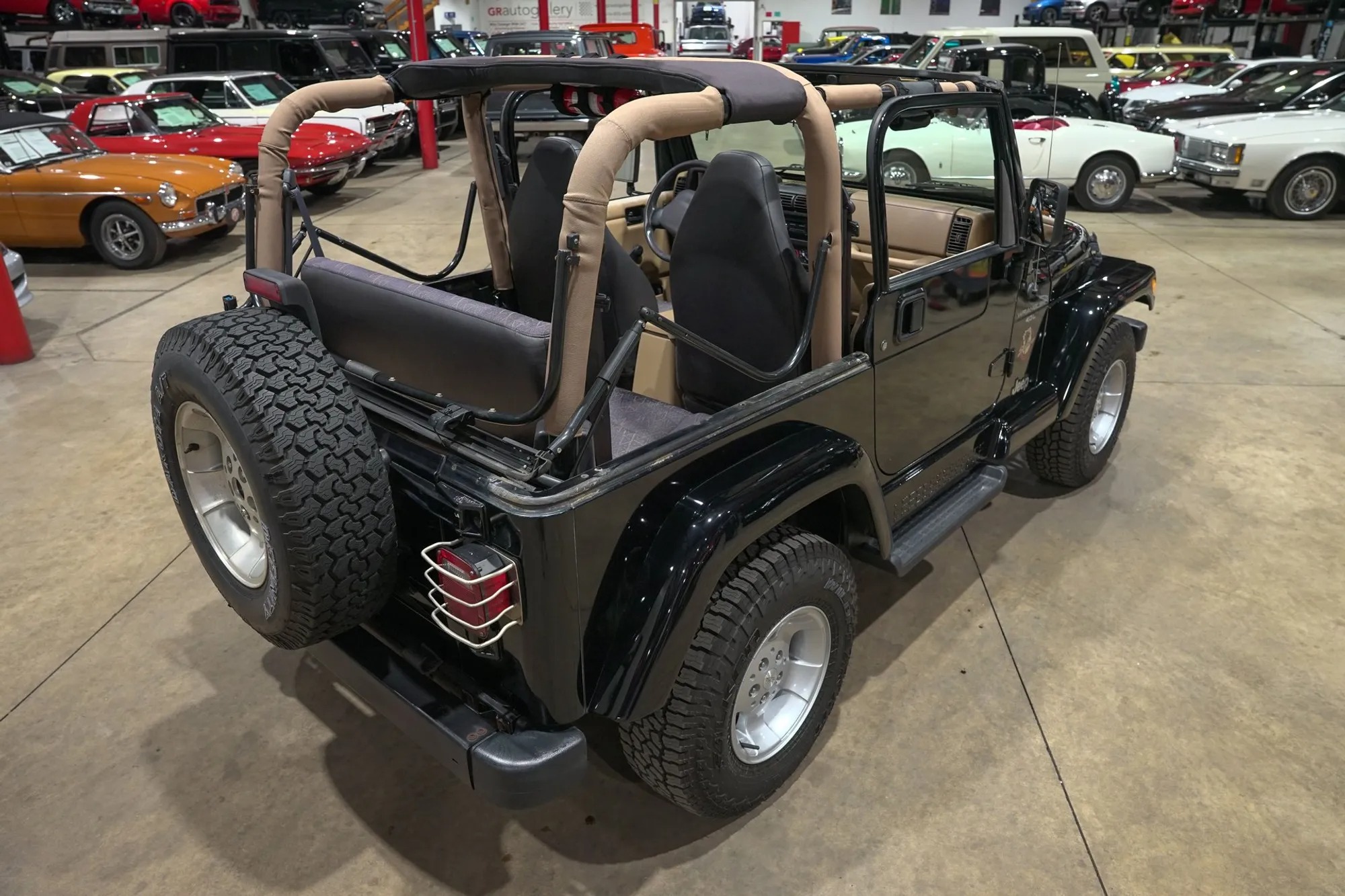 2001 Jeep Wrangler Sahara Edition