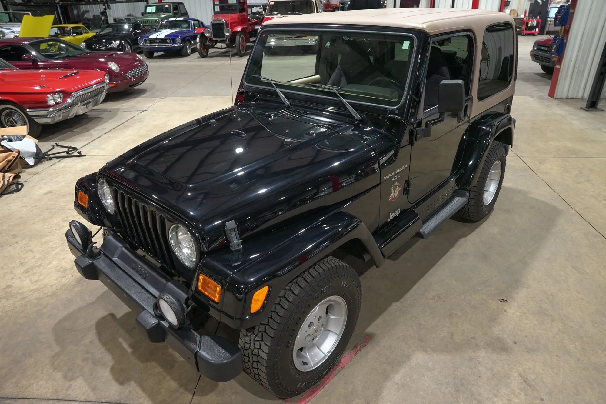 2001 Jeep Wrangler Sahara Edition