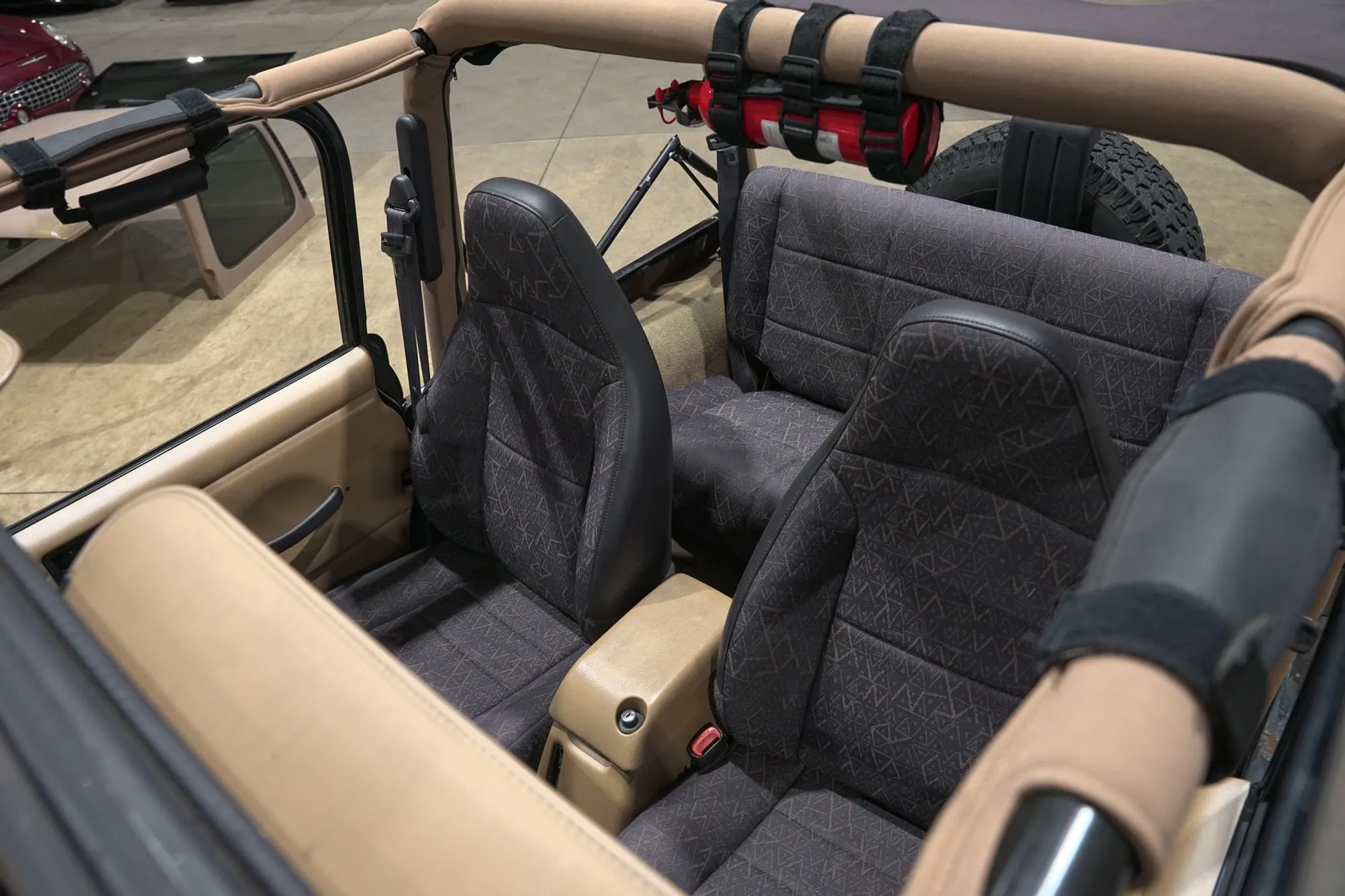 2001 Jeep Wrangler Sahara Edition