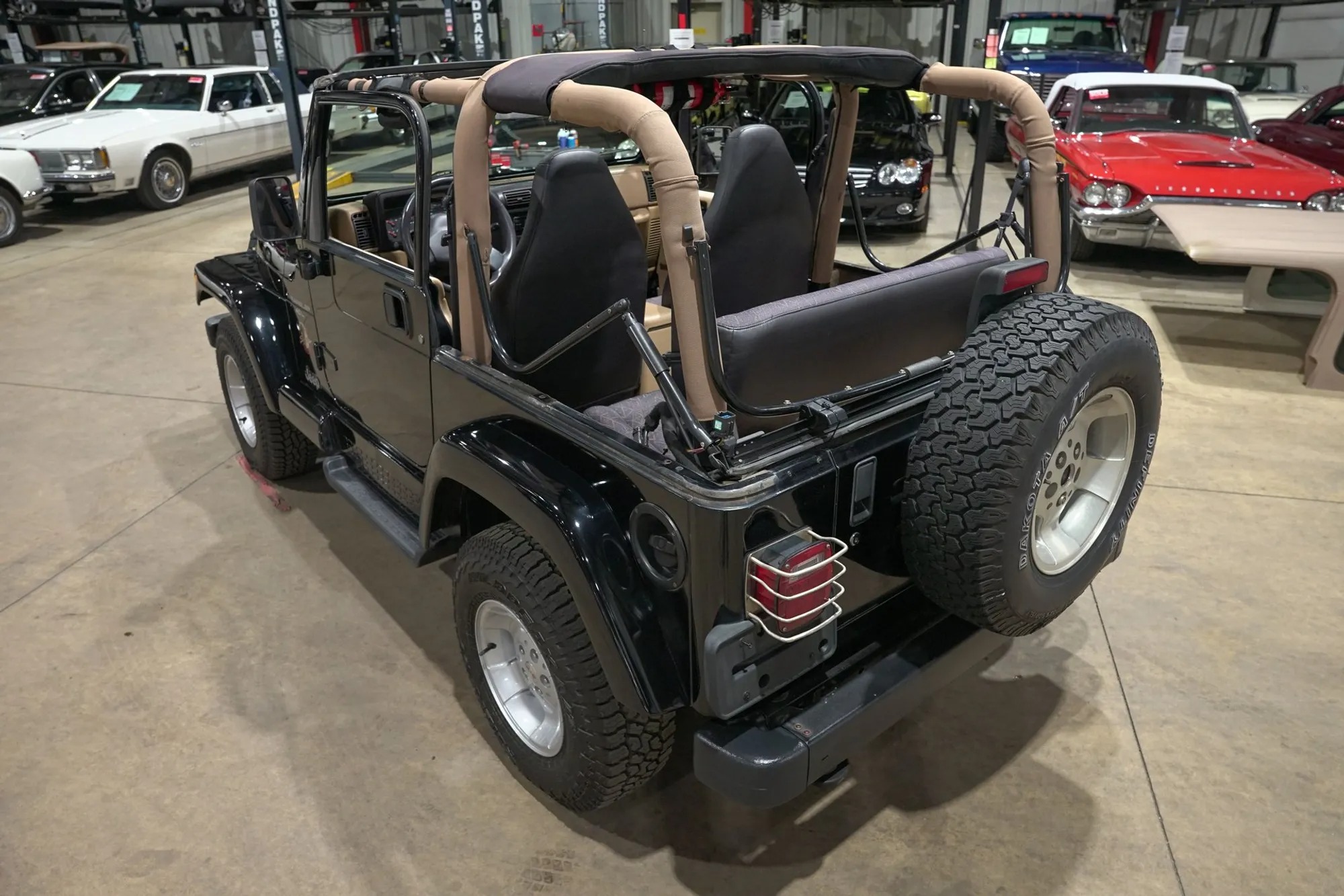 2001 Jeep Wrangler Sahara Edition