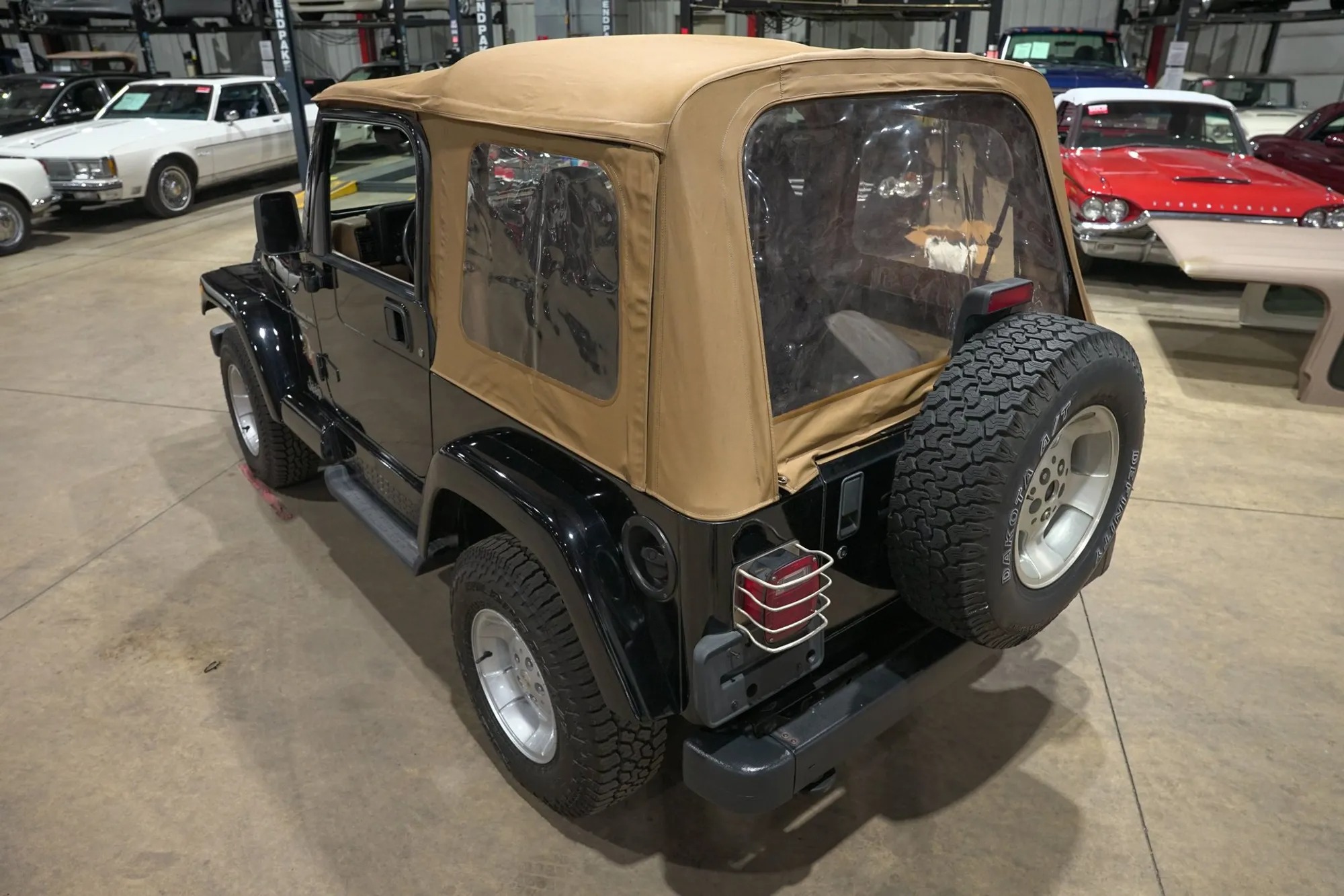 2001 Jeep Wrangler Sahara Edition