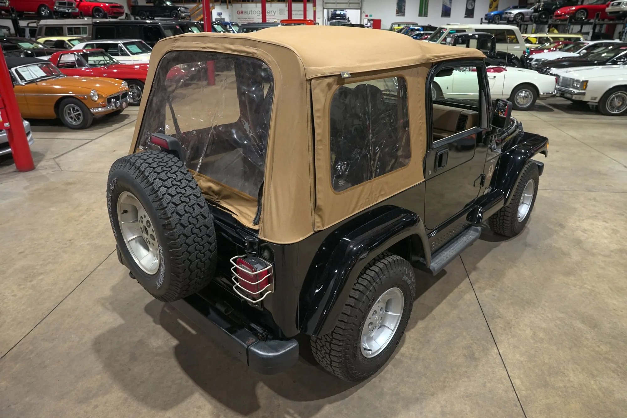 2001 Jeep Wrangler Sahara Edition