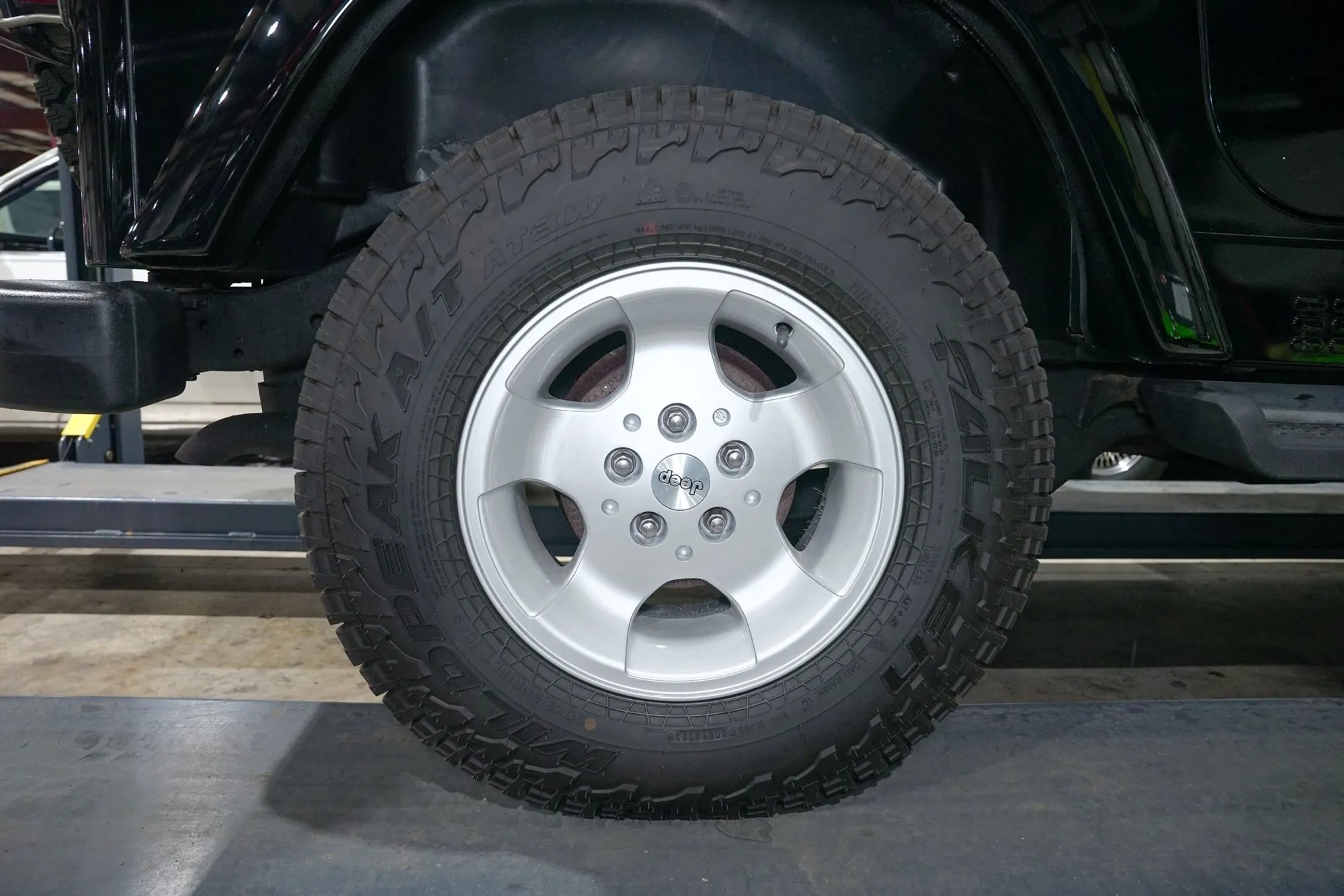 2001 Jeep Wrangler Sahara Edition