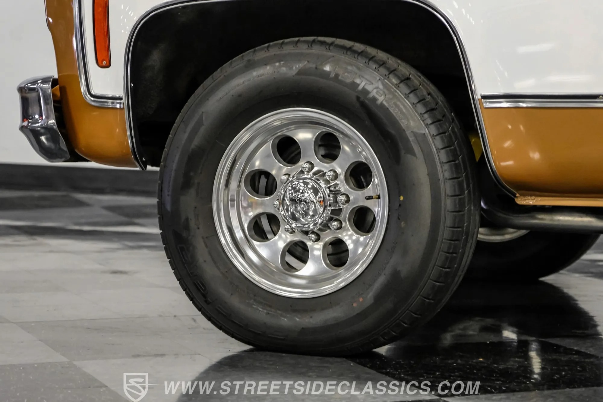 1974 GMC C2500 Sierra Grande